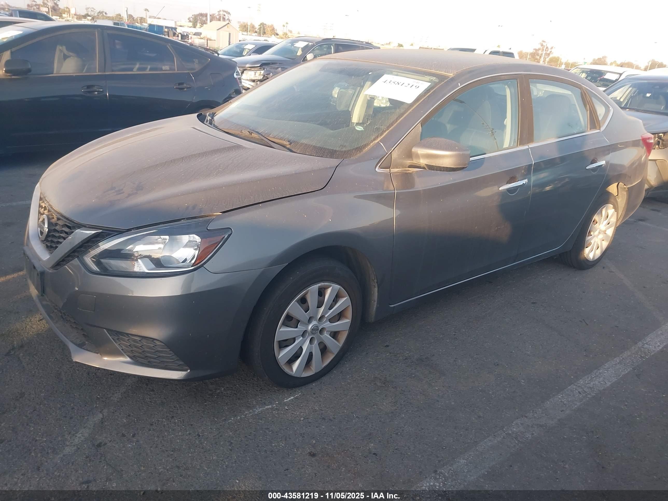 NISSAN SENTRA image 2