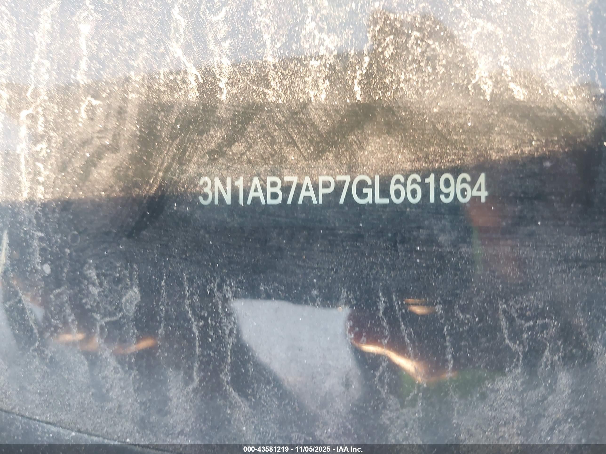 NISSAN SENTRA image 9