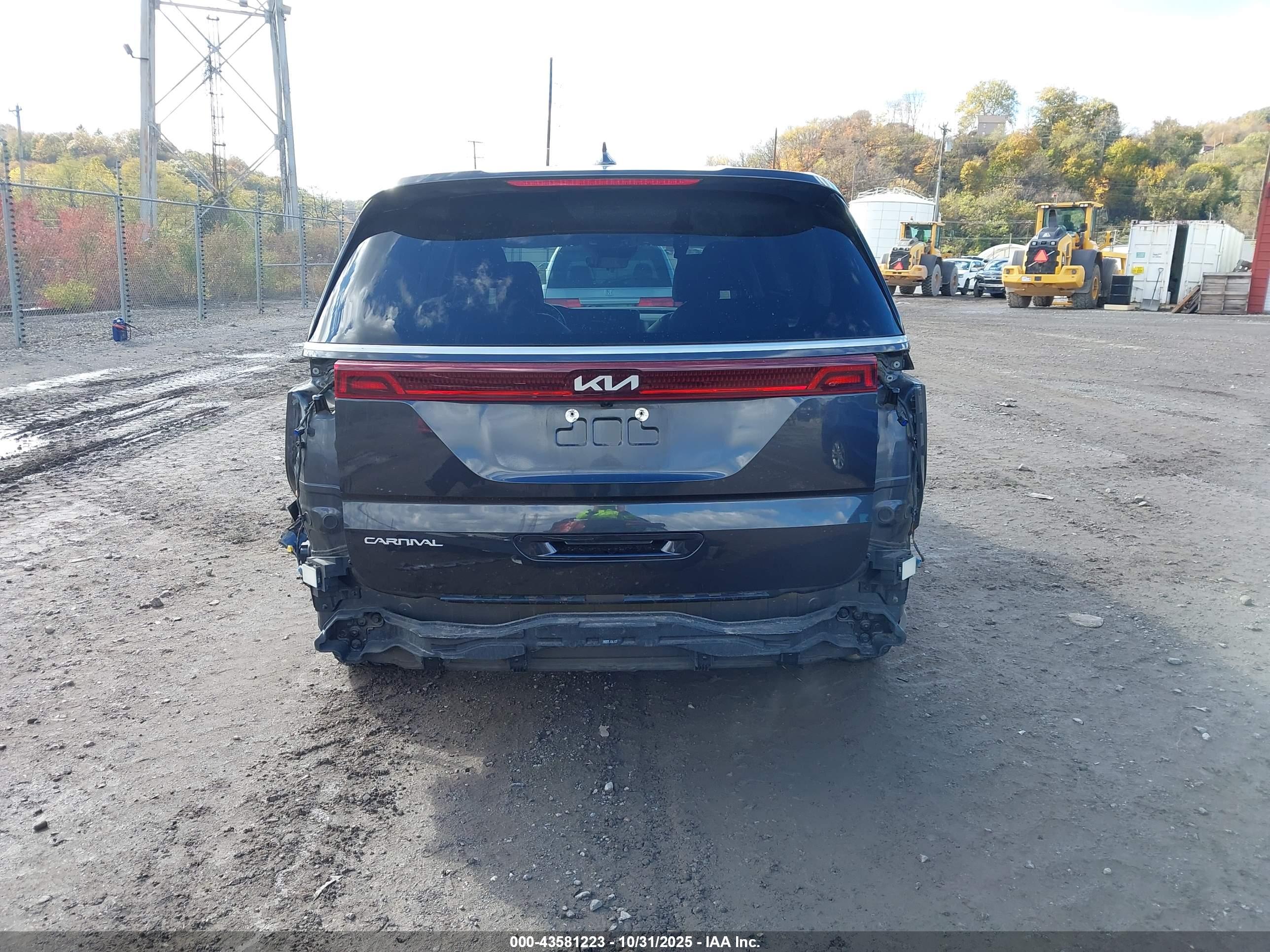 KIA CARNIVAL image 6