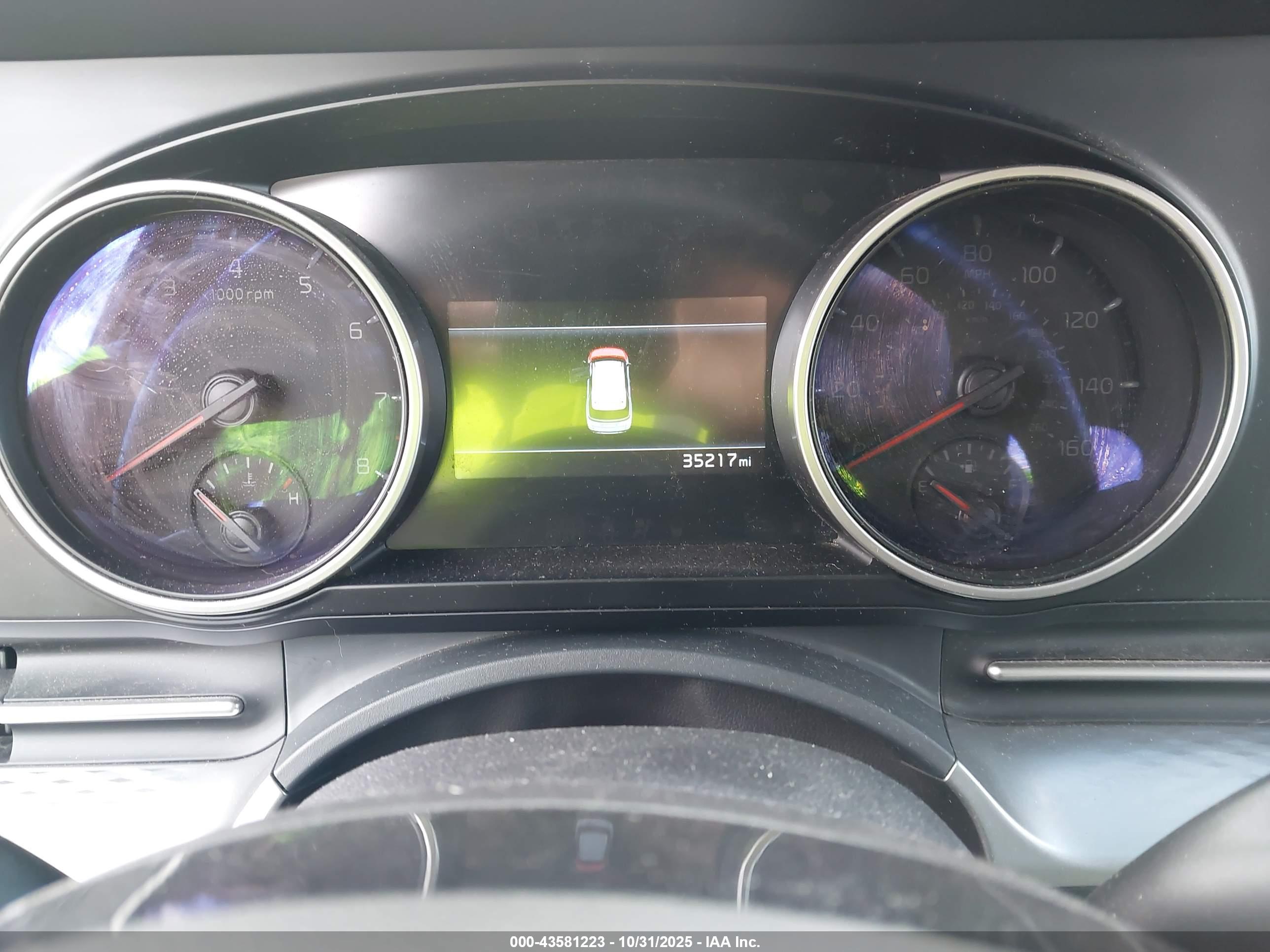 KIA CARNIVAL image 7