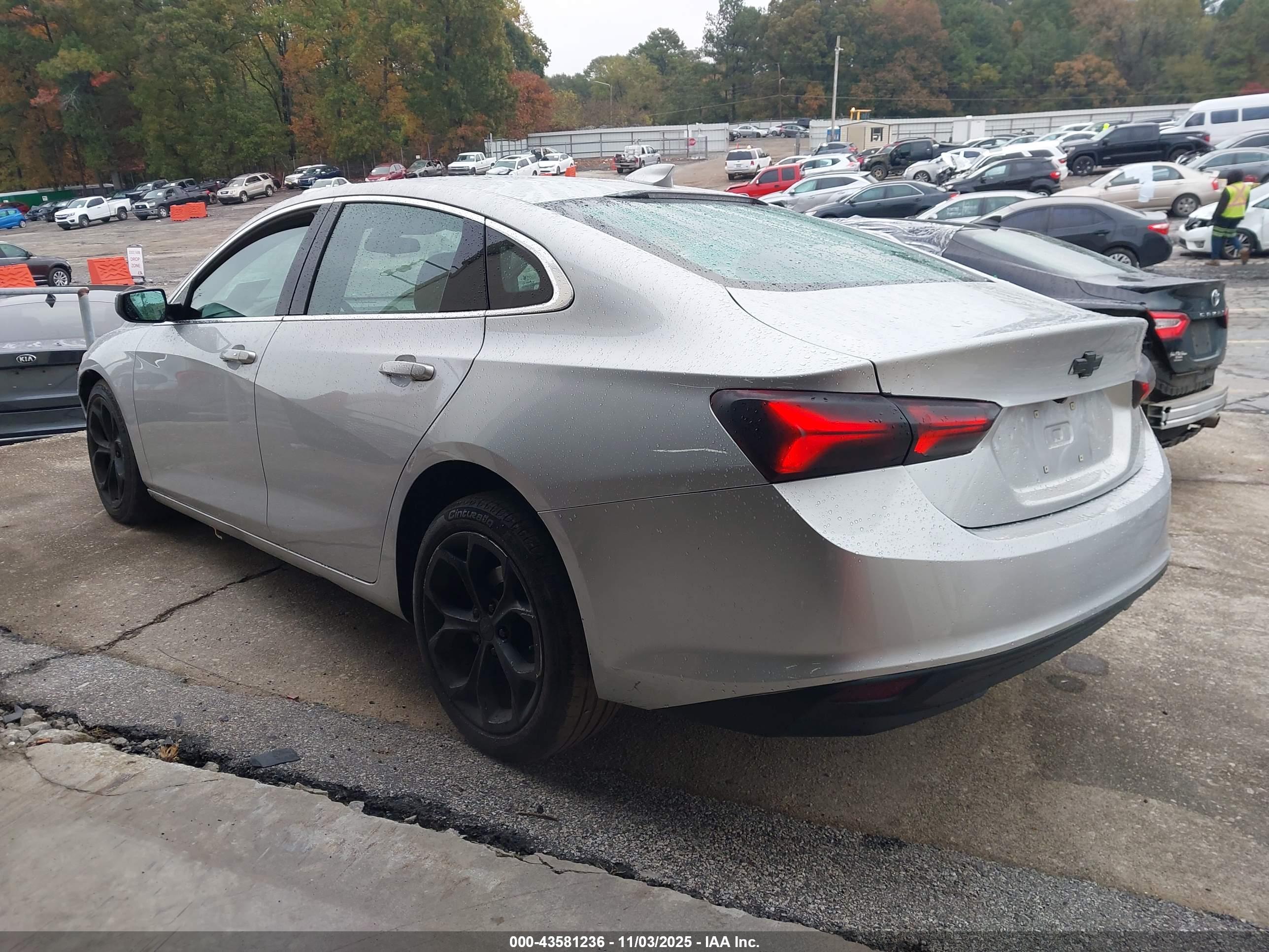 CHEVROLET MALIBU image 3