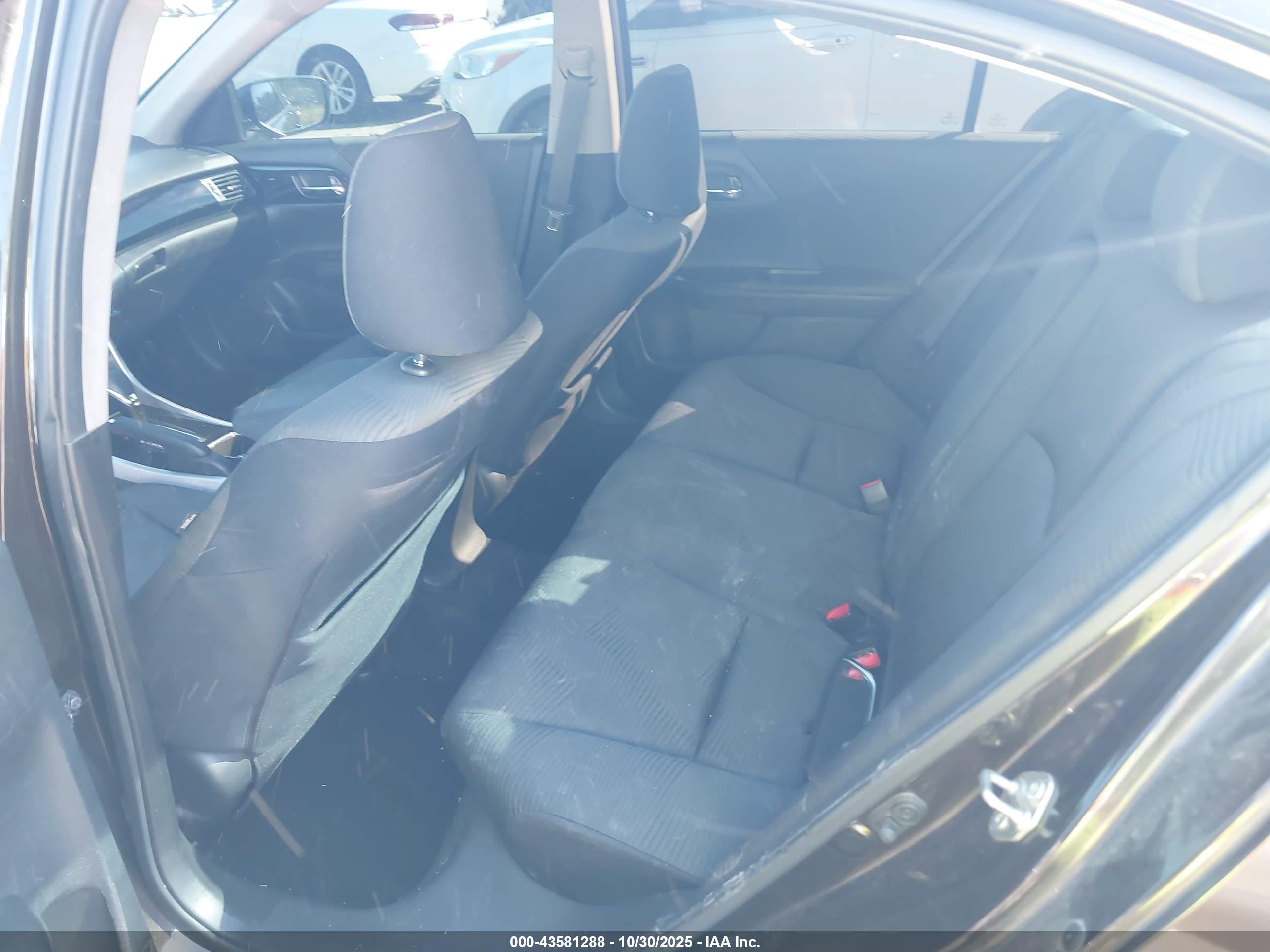 HONDA ACCORD image 8