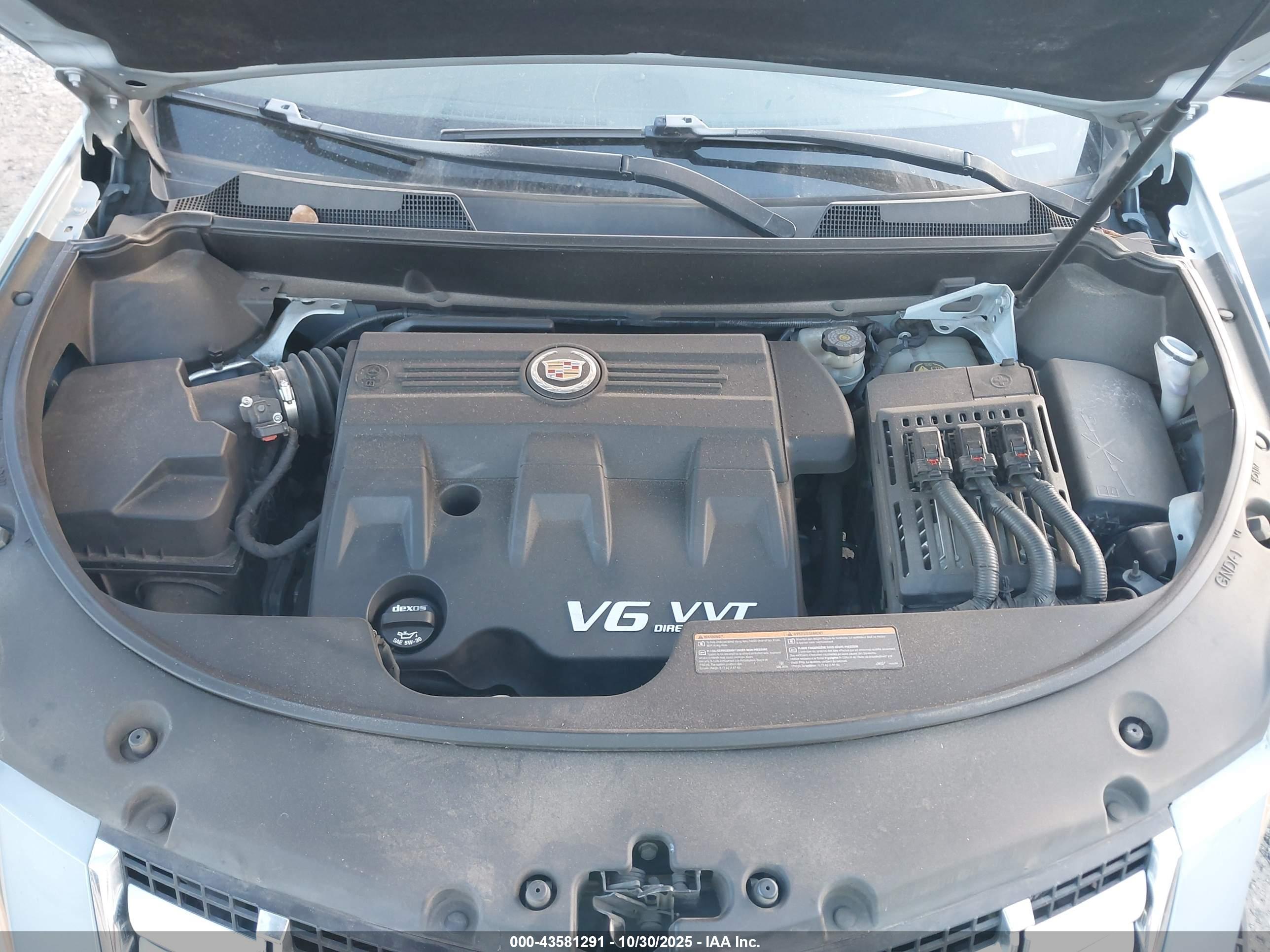 CADILLAC SRX image 10