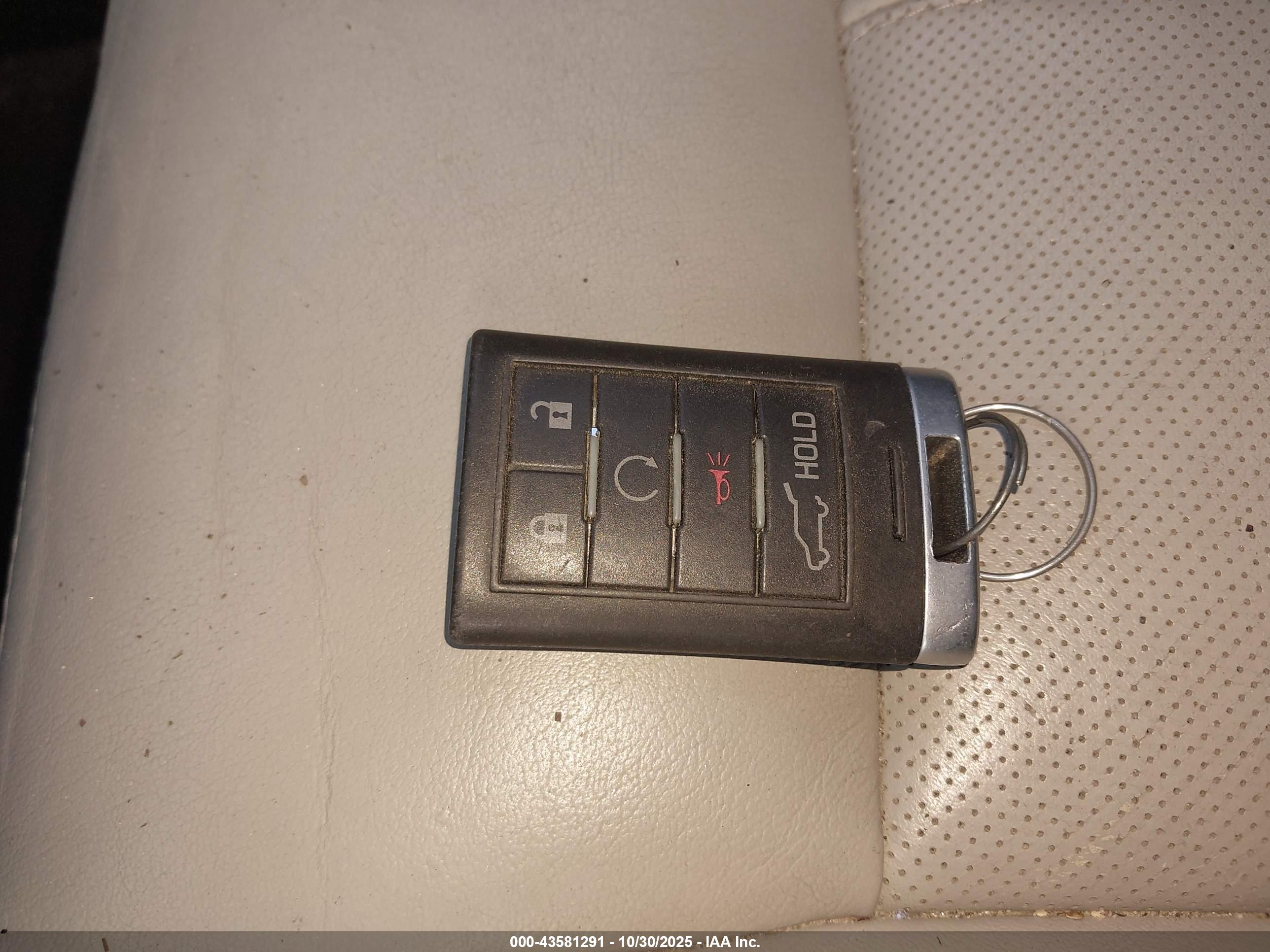 CADILLAC SRX image 11