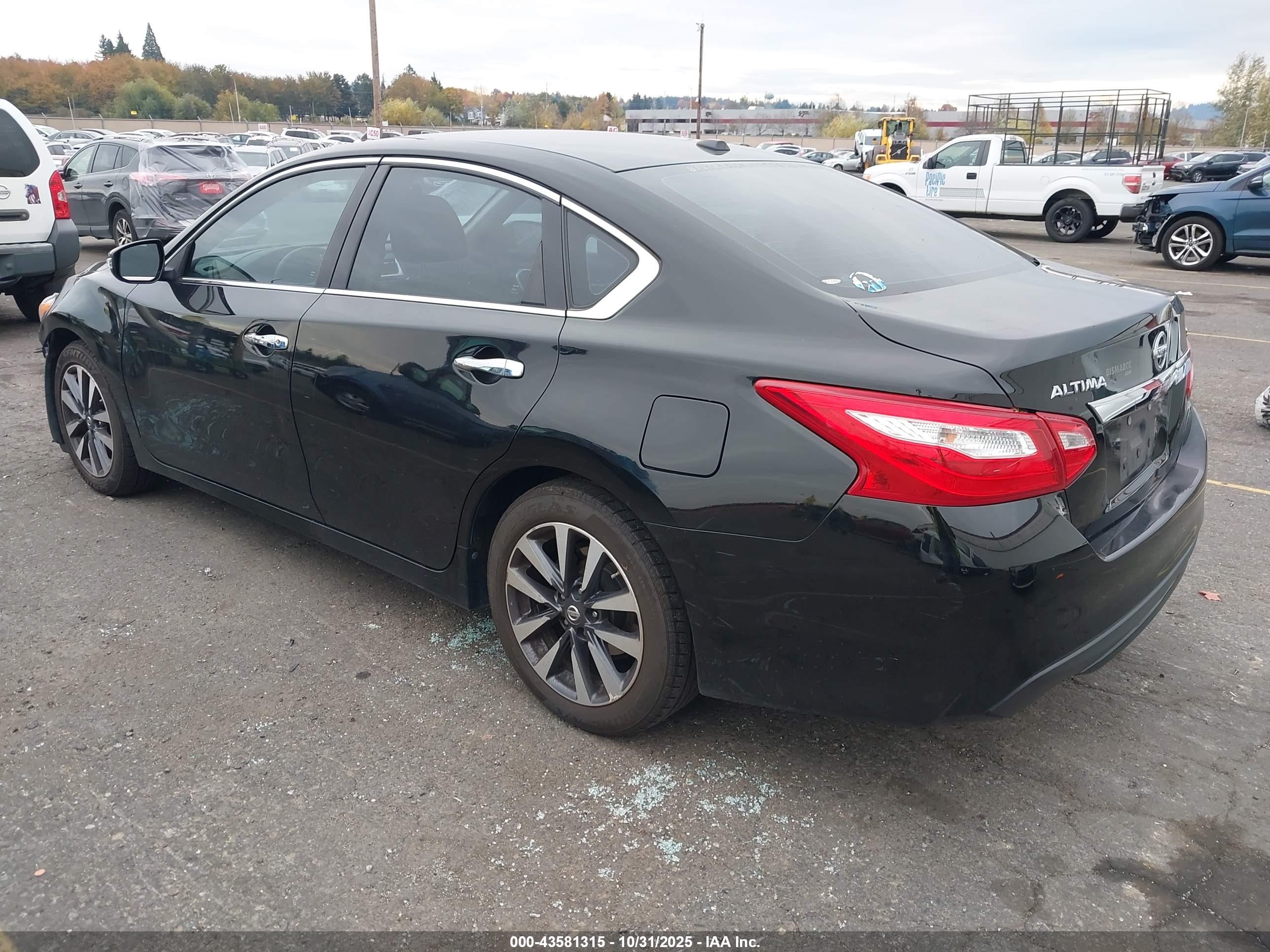 NISSAN ALTIMA image 3