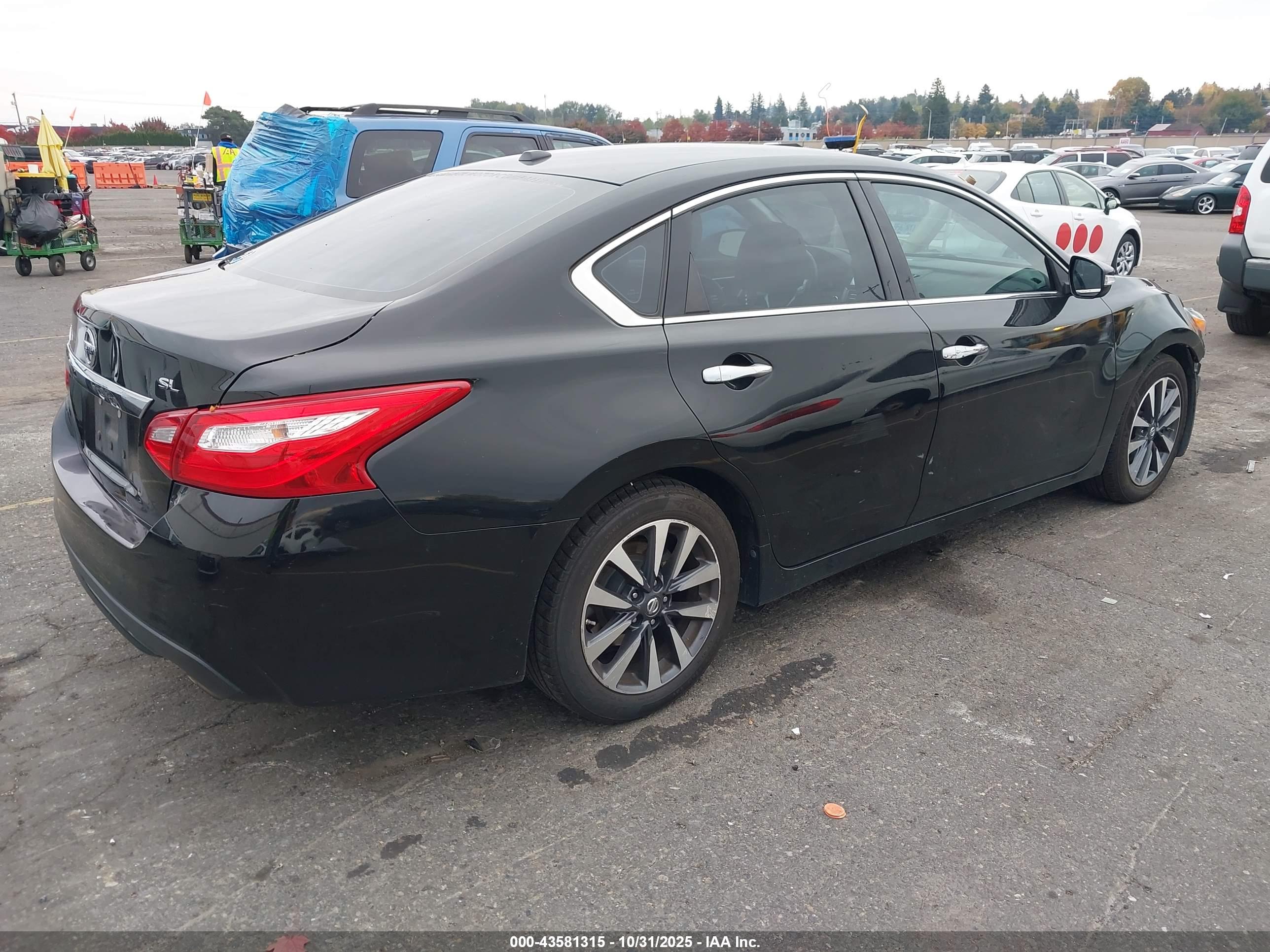 NISSAN ALTIMA image 4