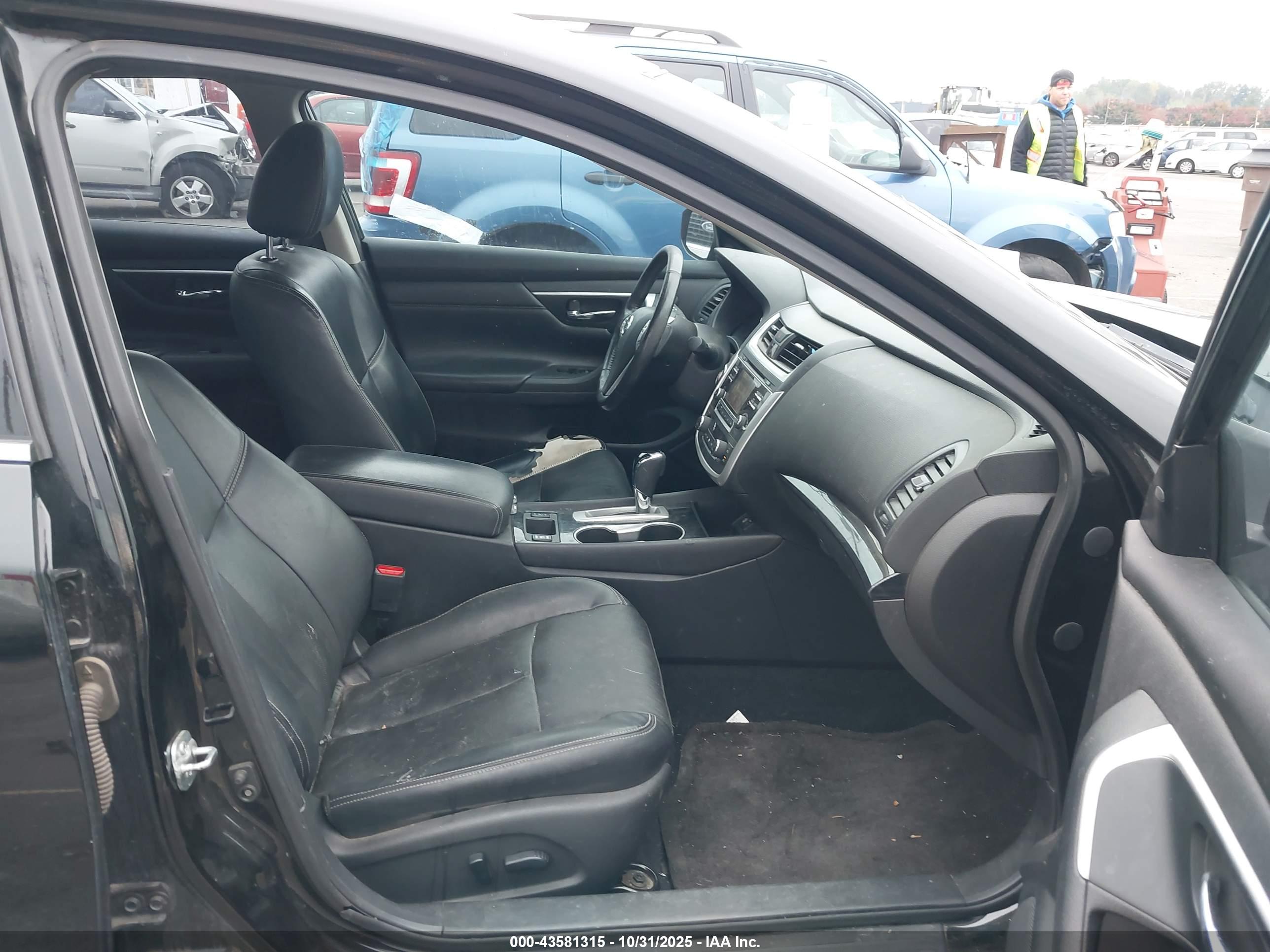 NISSAN ALTIMA image 5