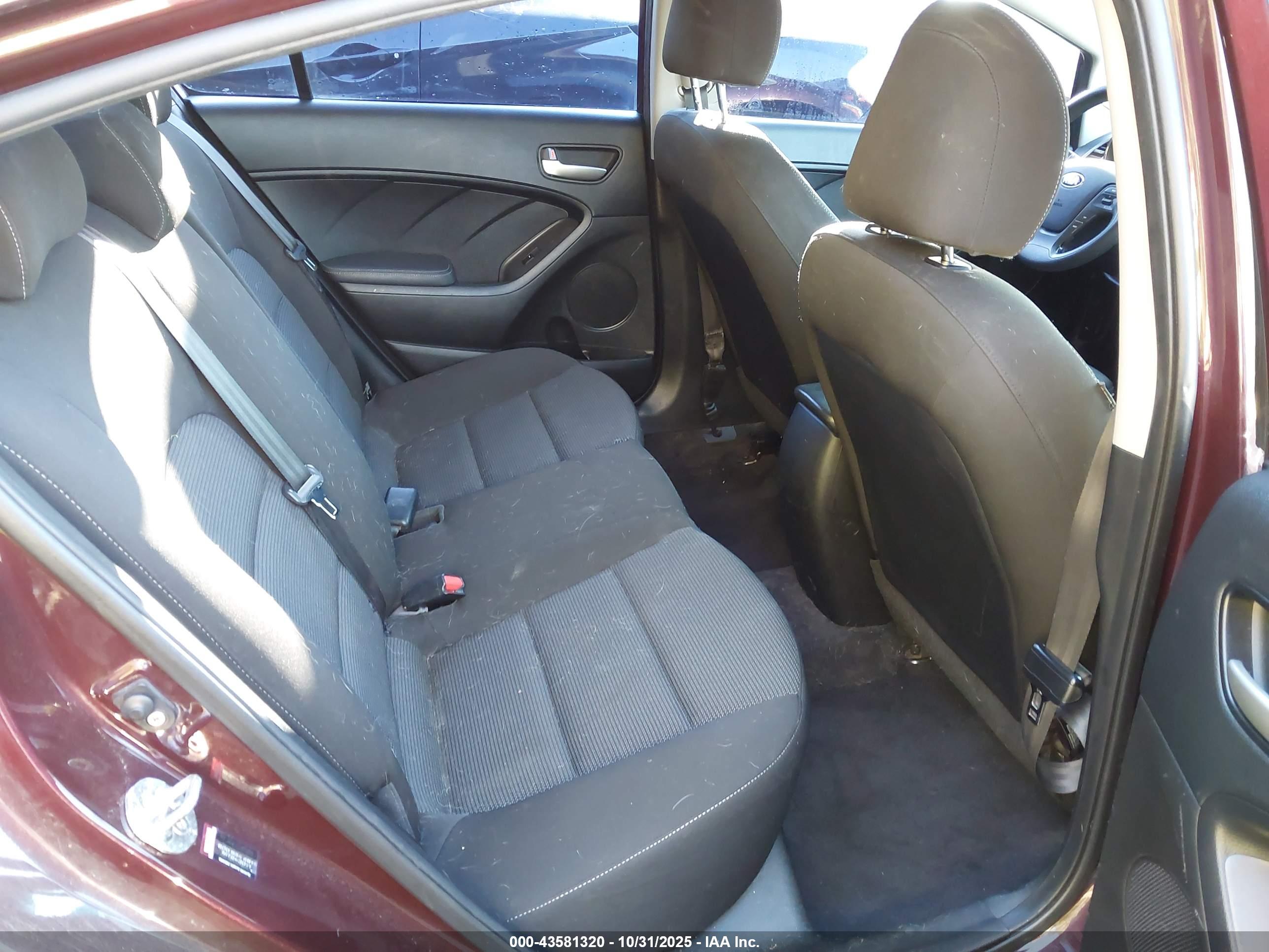 KIA FORTE image 8