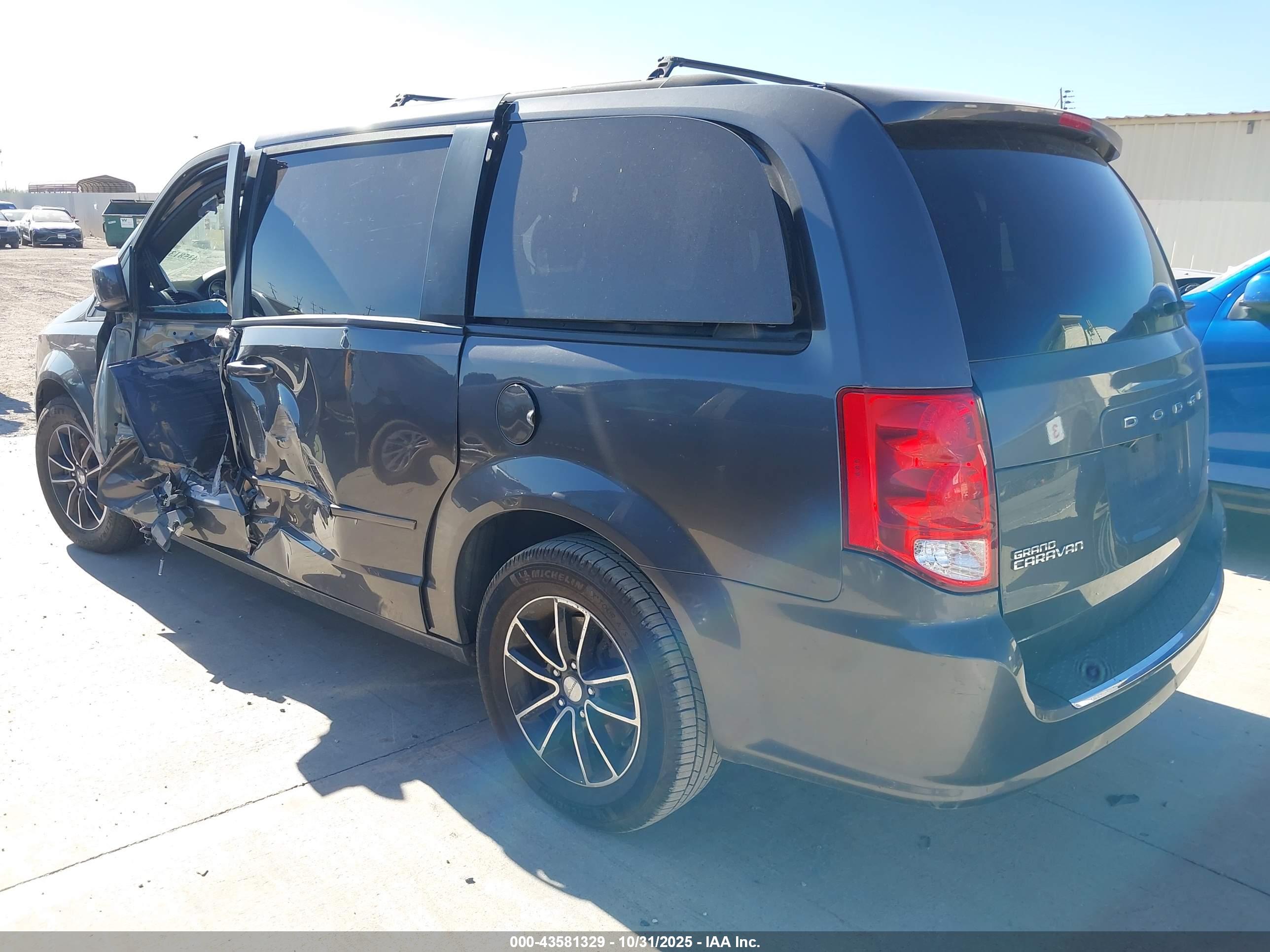 DODGE GRAND image 3