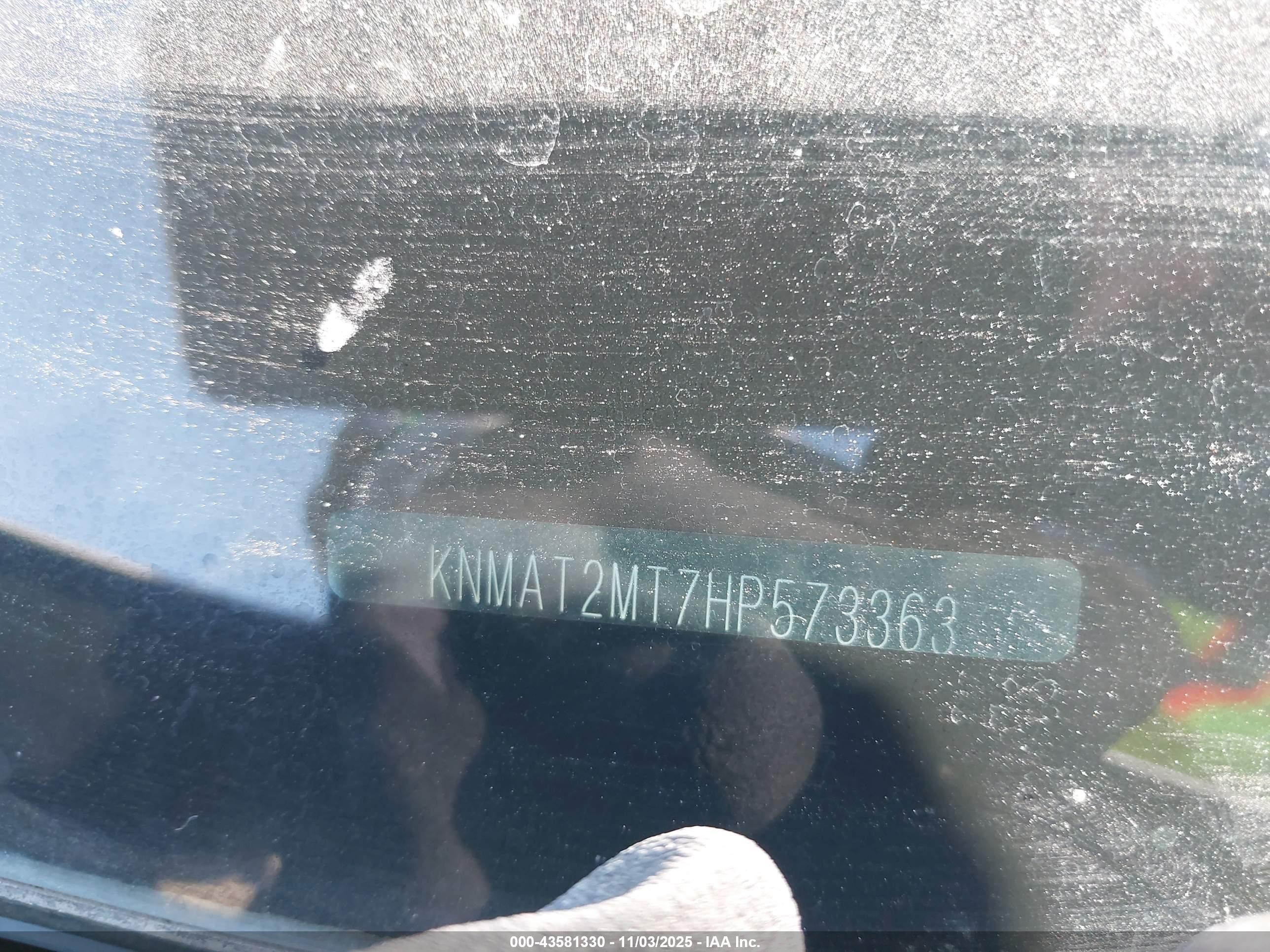 NISSAN ROGUE image 9