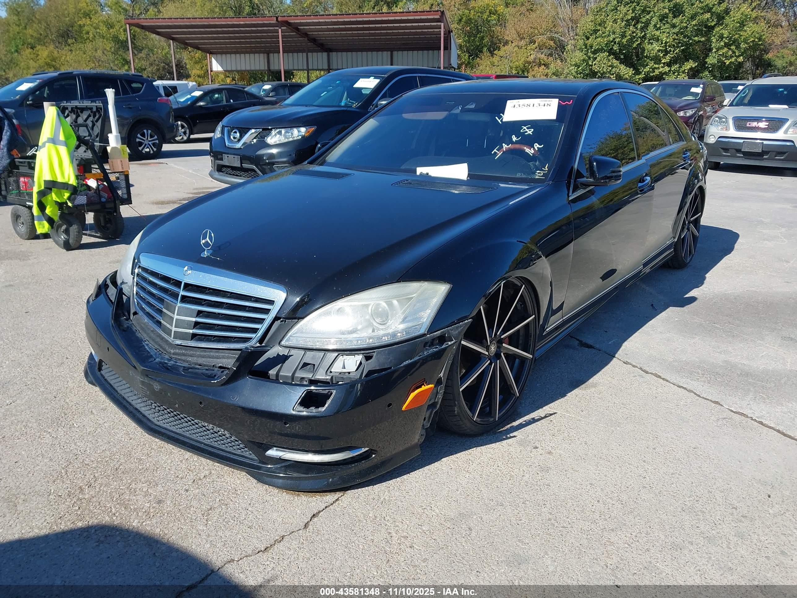 MERCEDES-BENZ S image 2