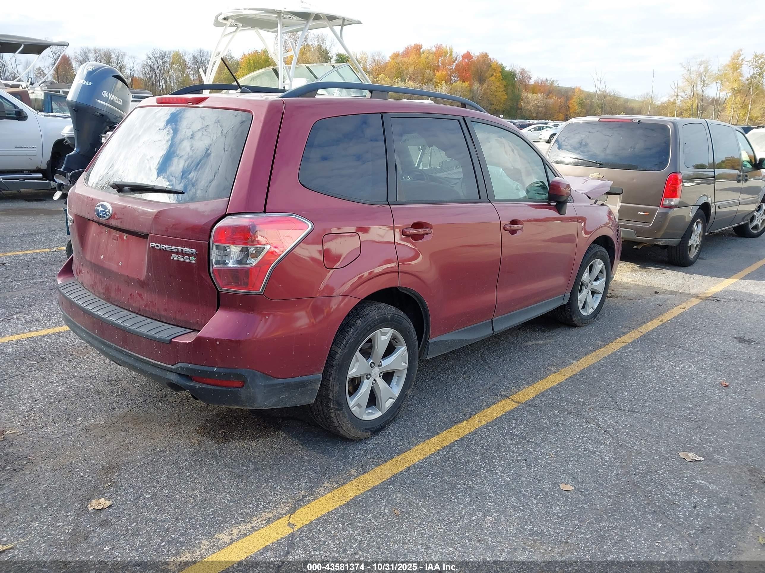 SUBARU FORESTER image 4