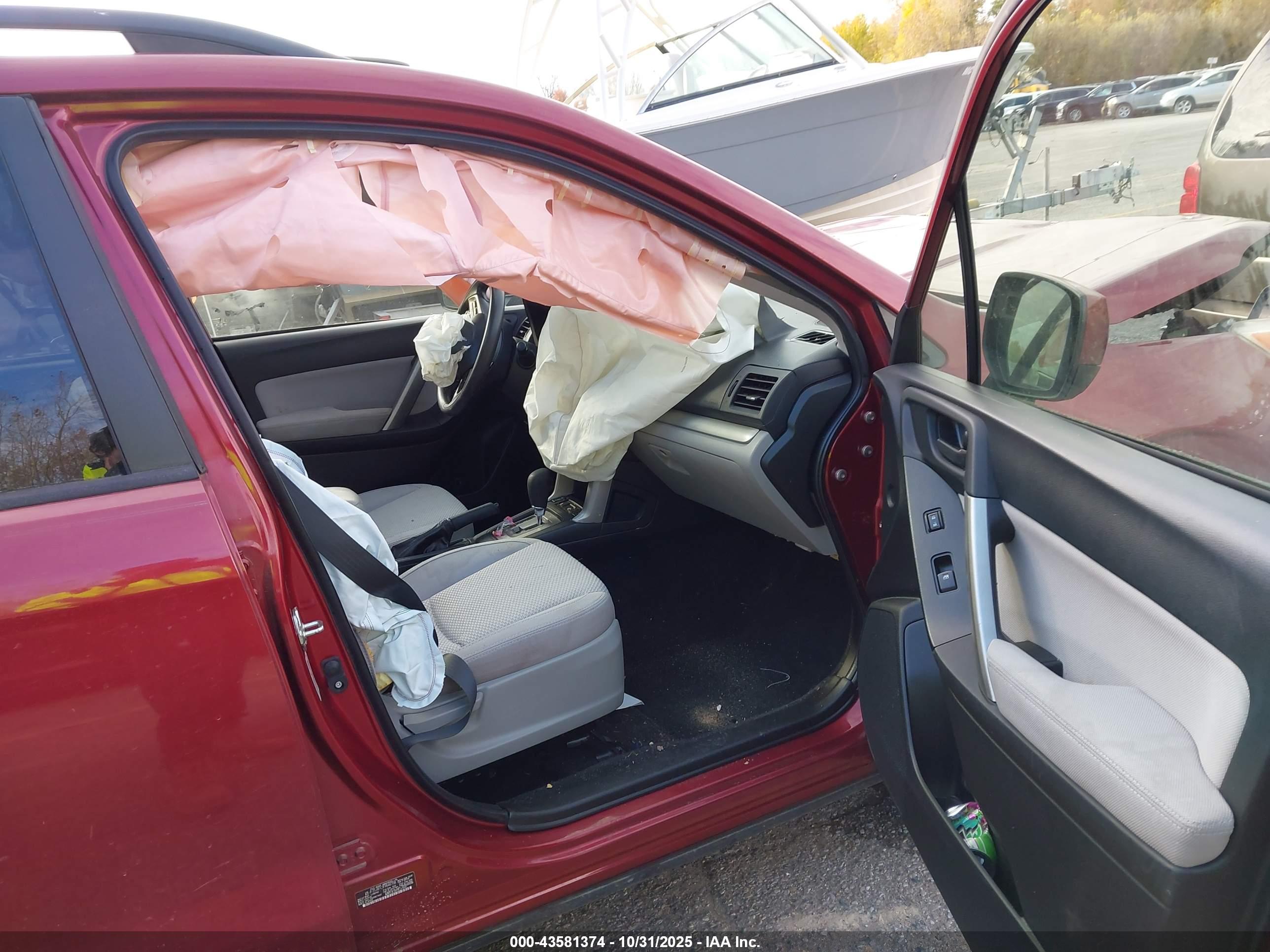 SUBARU FORESTER image 5