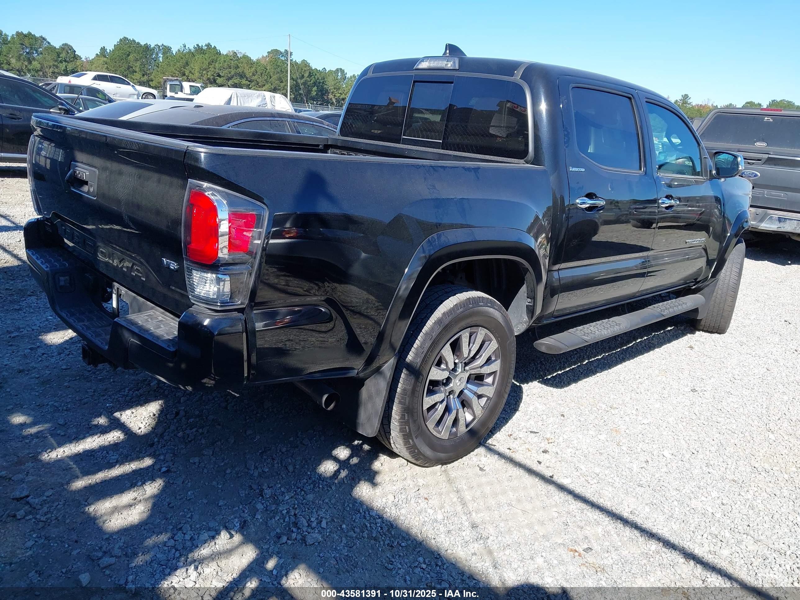TOYOTA TACOMA image 4