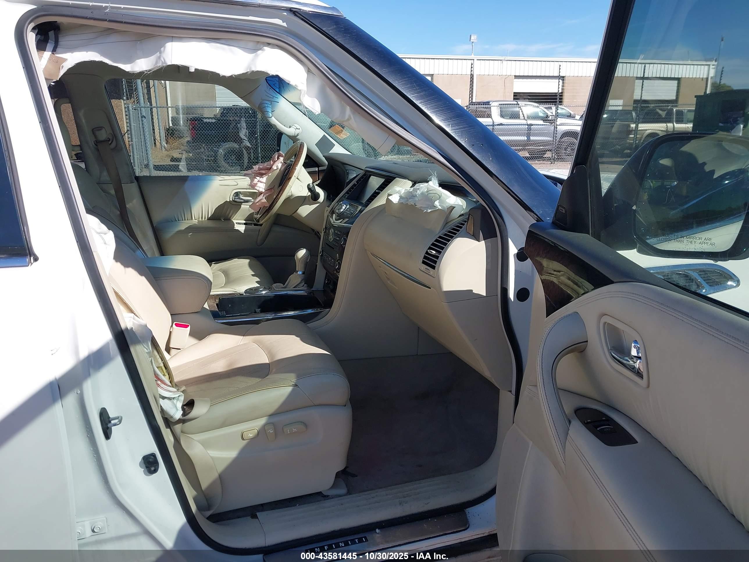 INFINITI QX80 image 5