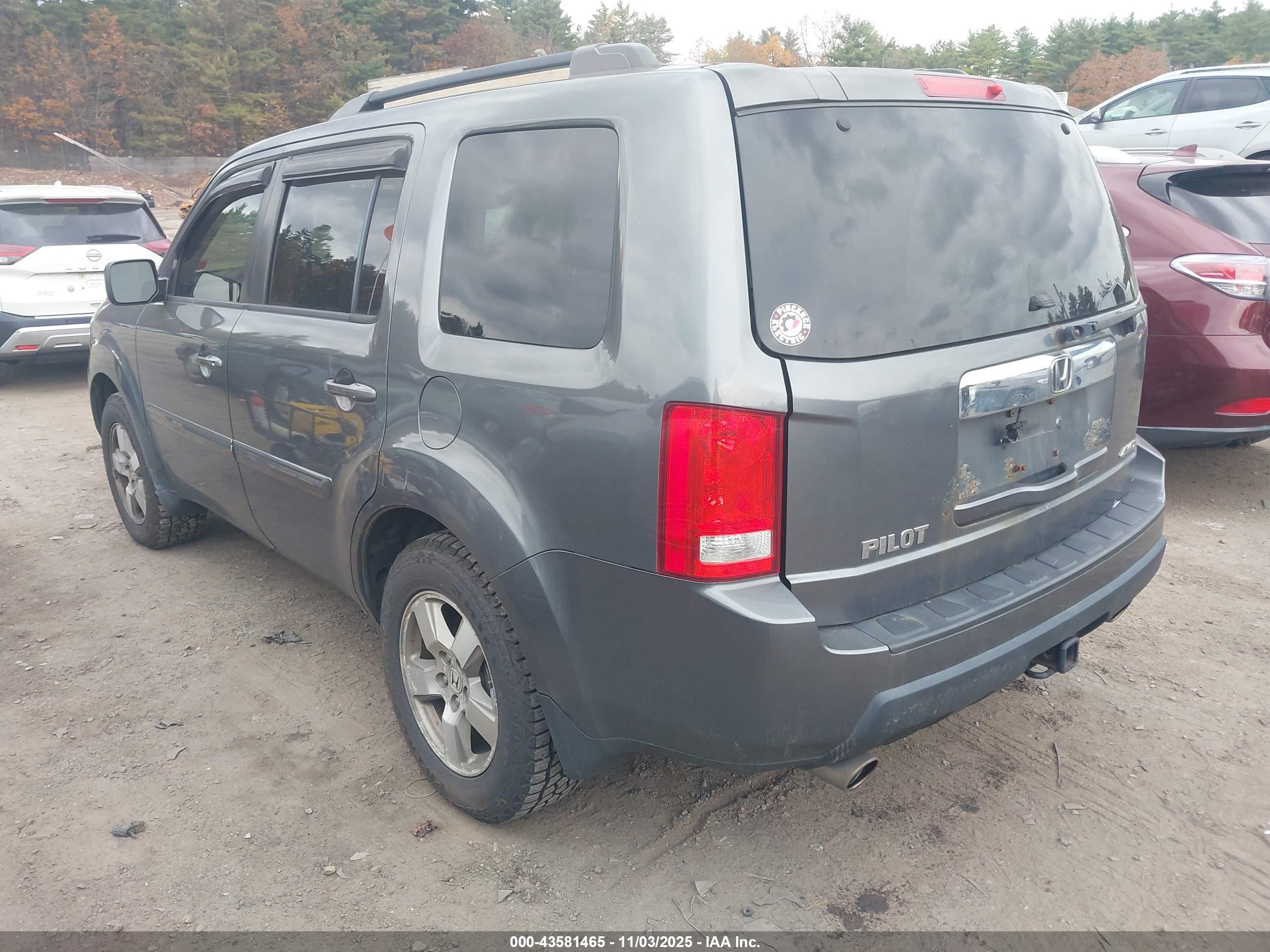 HONDA PILOT image 3