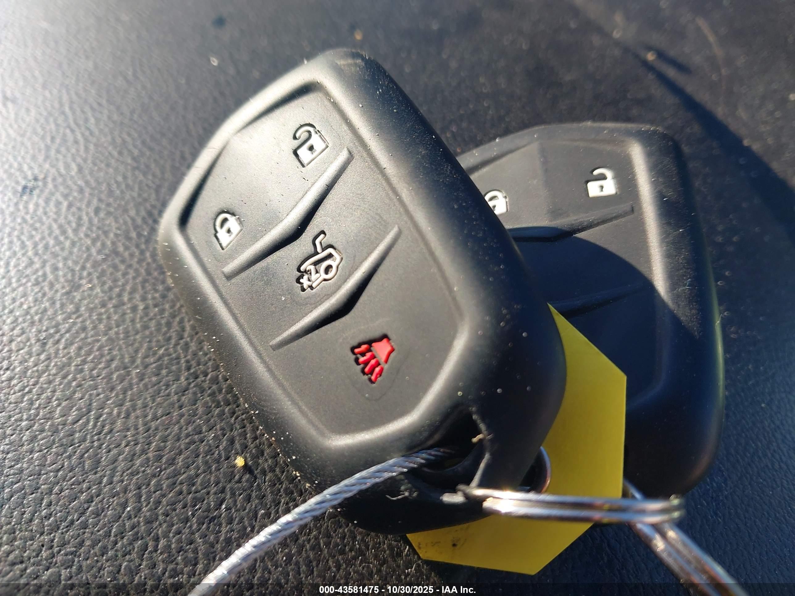 CADILLAC SRX image 11