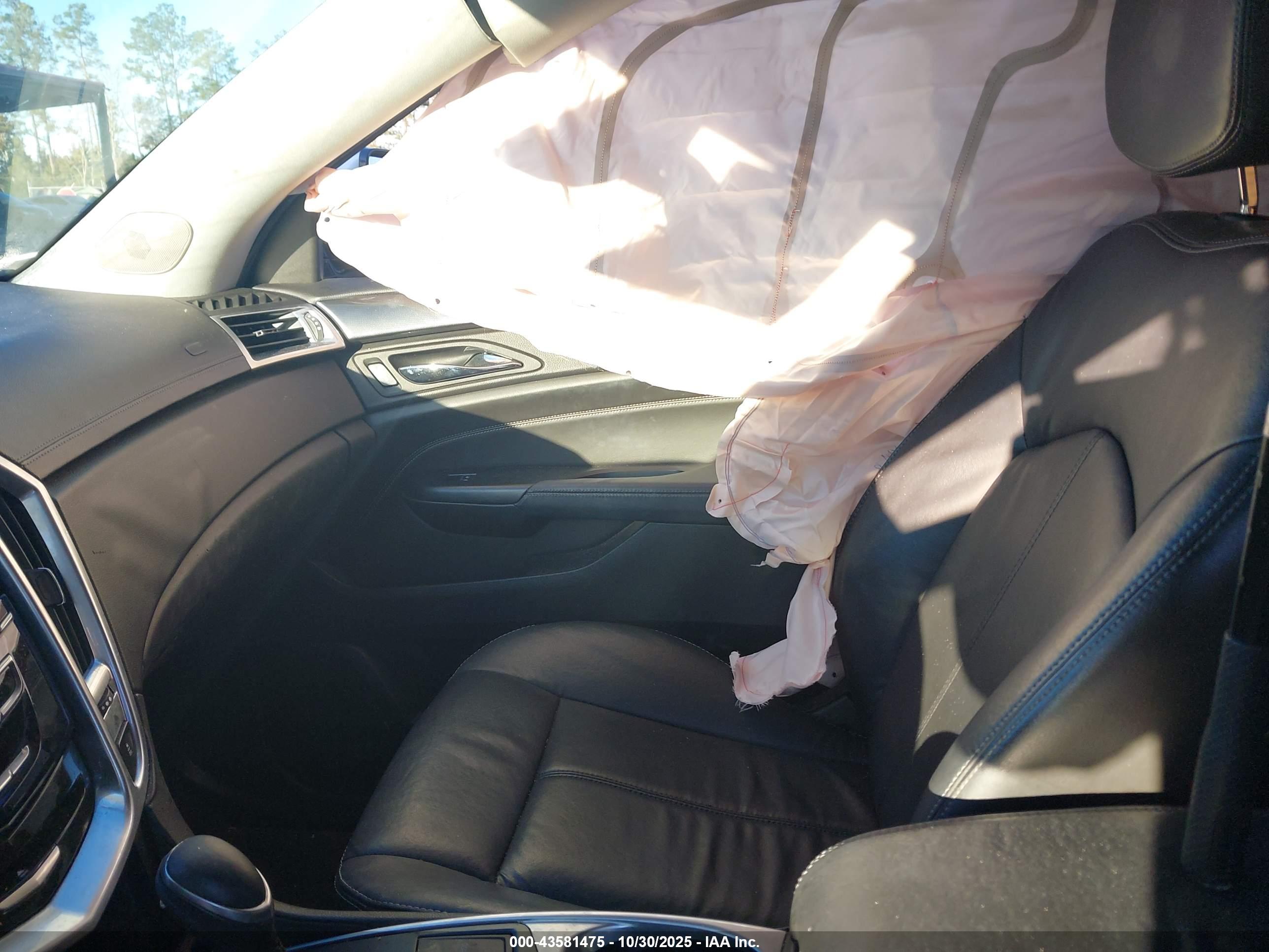 CADILLAC SRX image 5