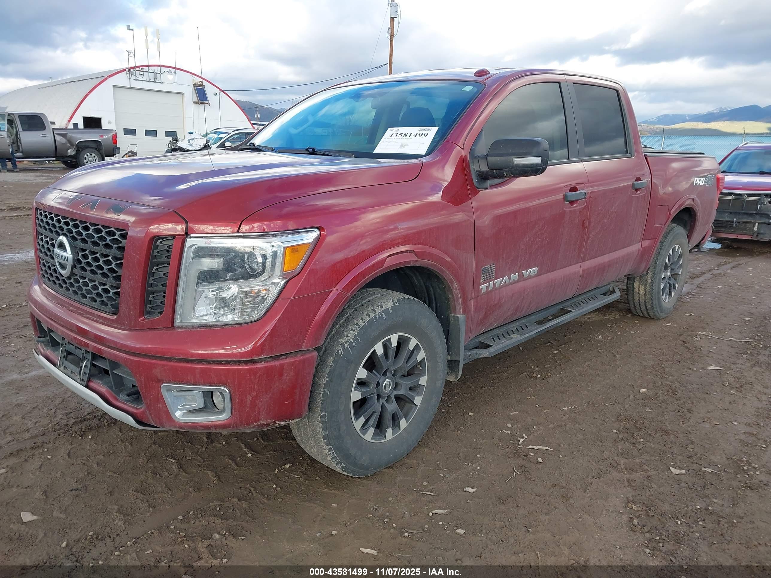 NISSAN TITAN image 2