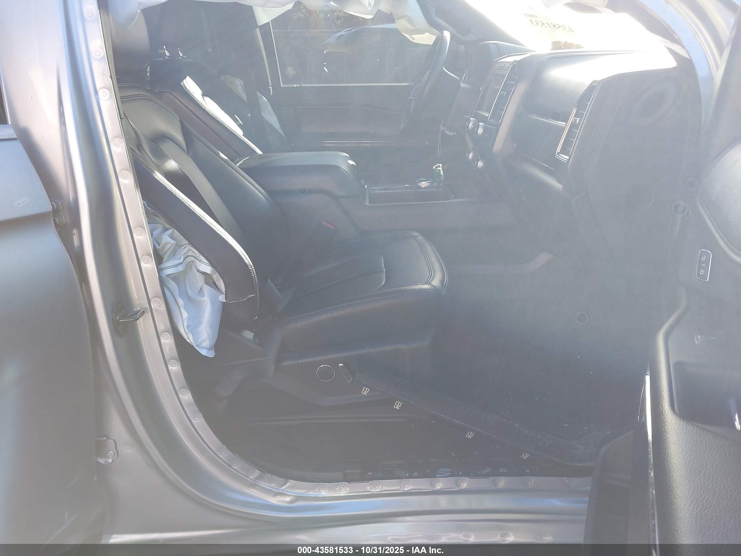 FORD EXPEDITION image 5