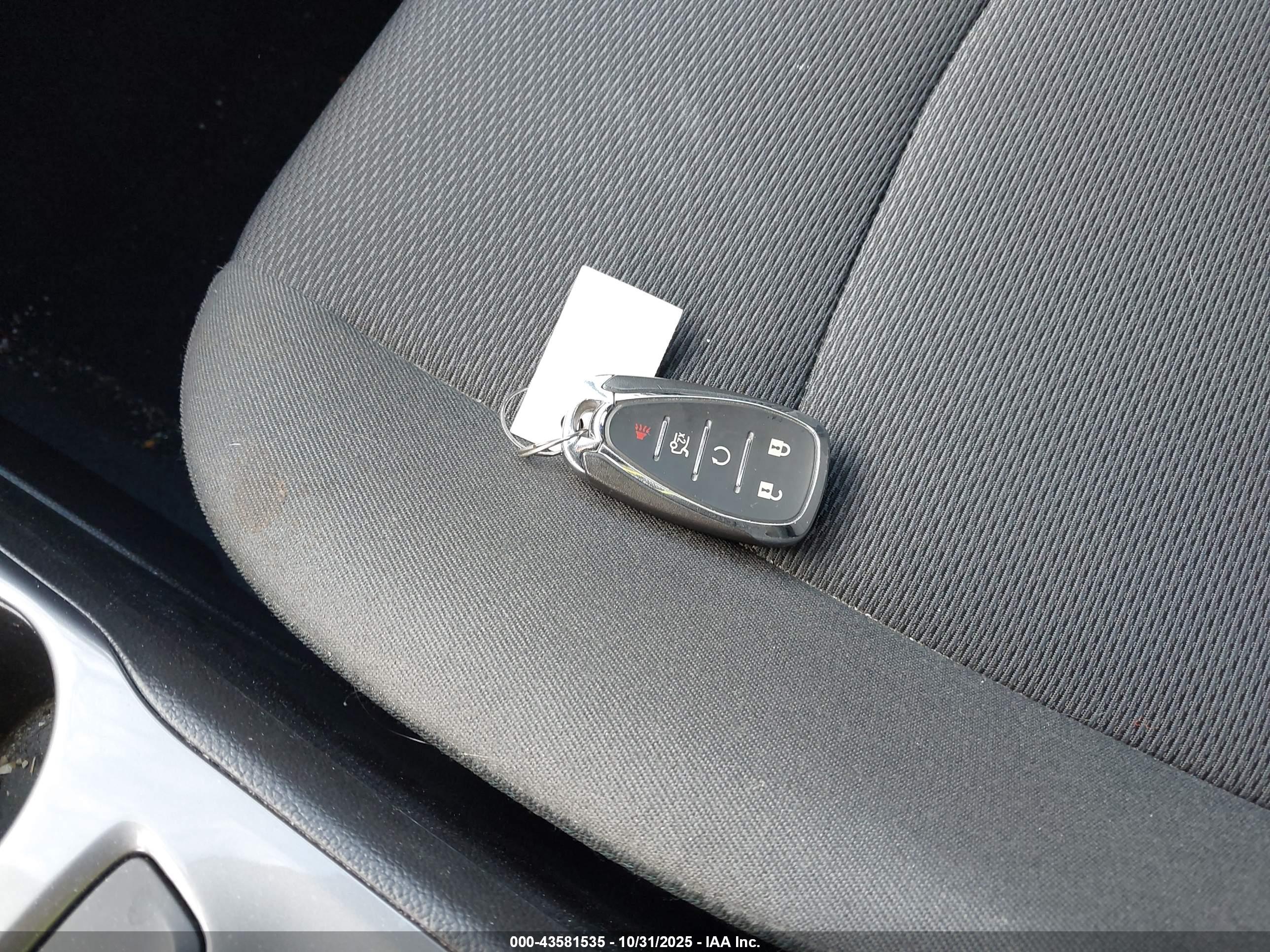 CHEVROLET CRUZE image 11