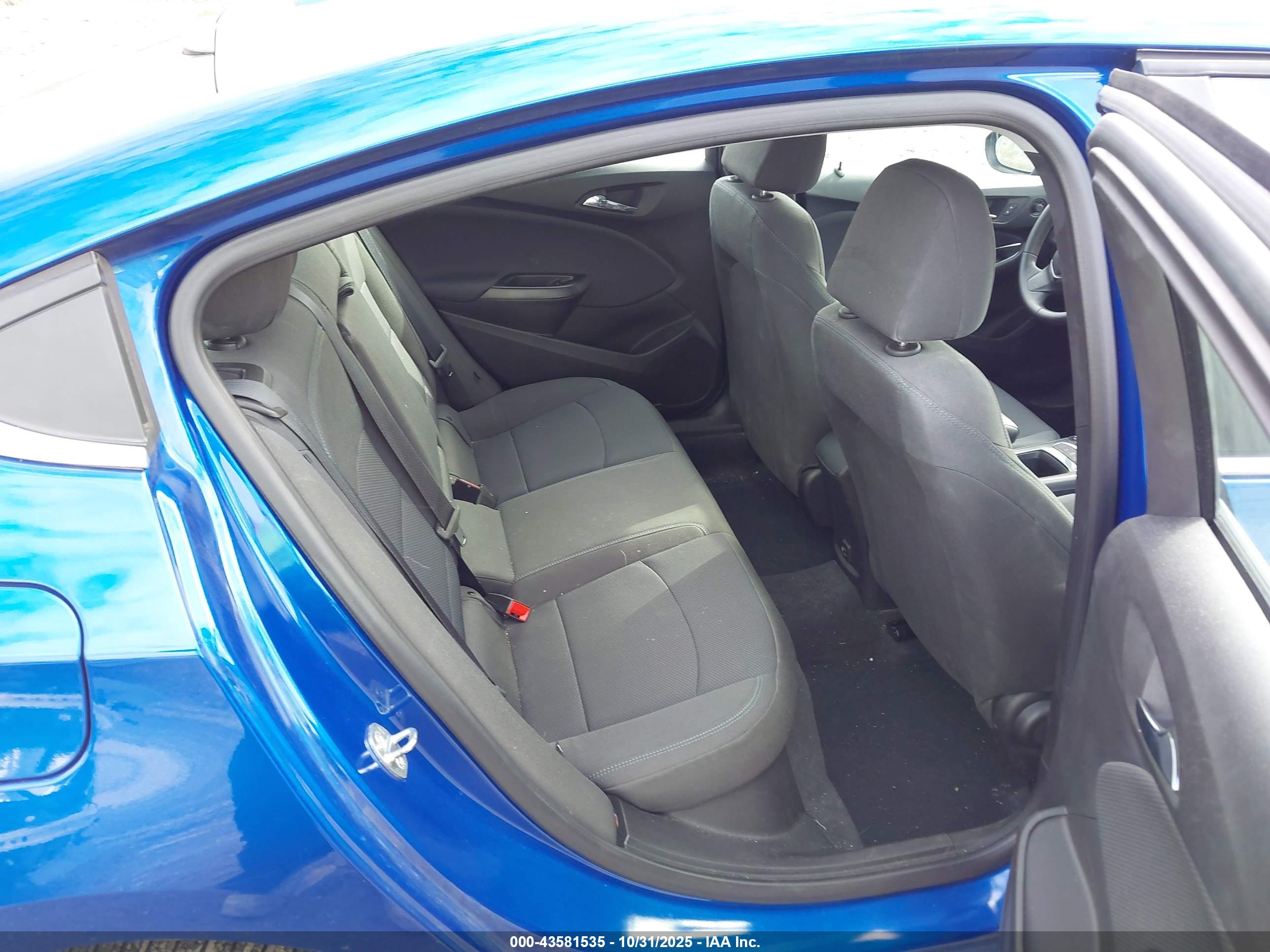 CHEVROLET CRUZE image 8