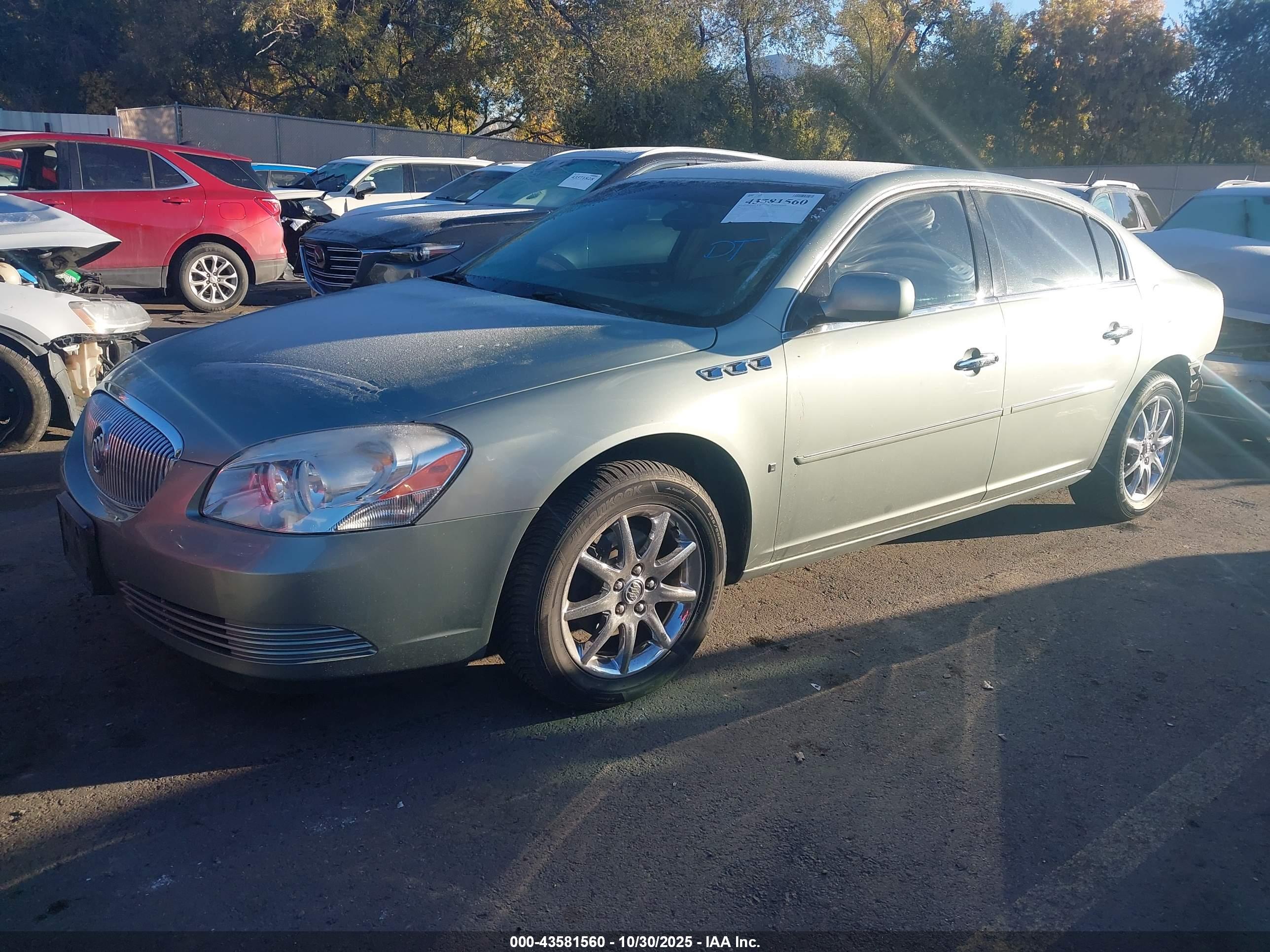 BUICK LUCERNE image 2