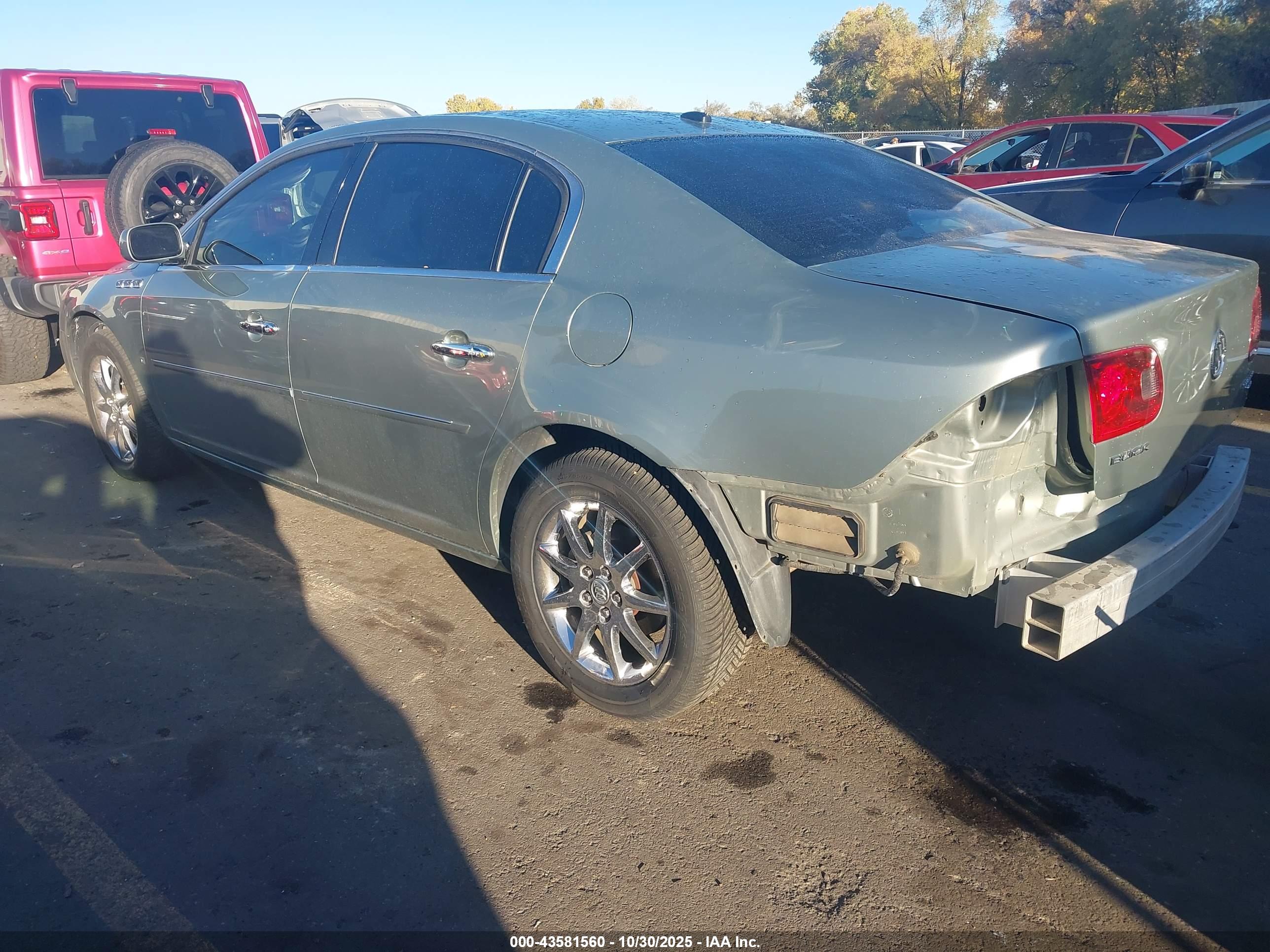 BUICK LUCERNE image 3