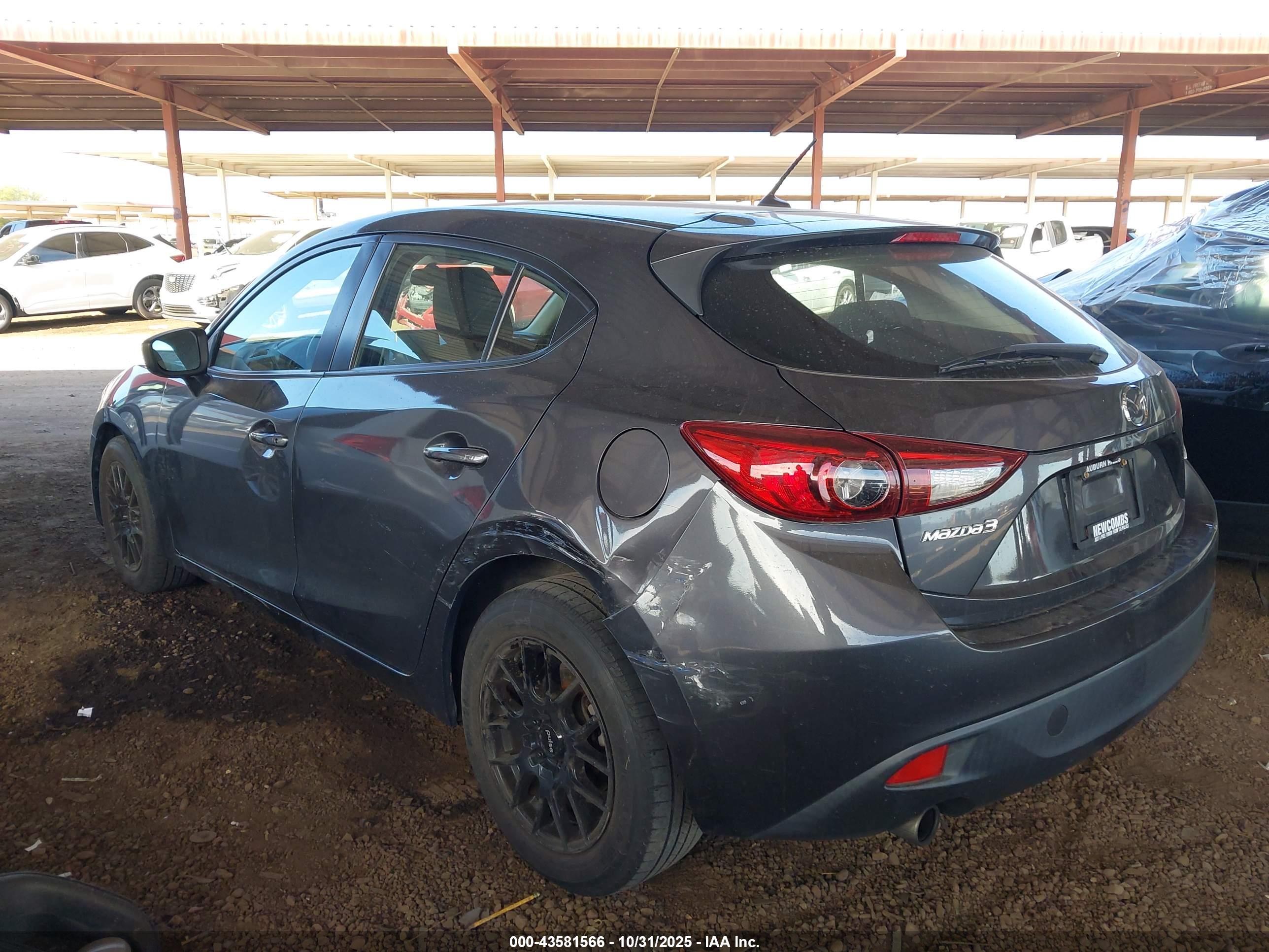 MAZDA MAZDA3 image 6