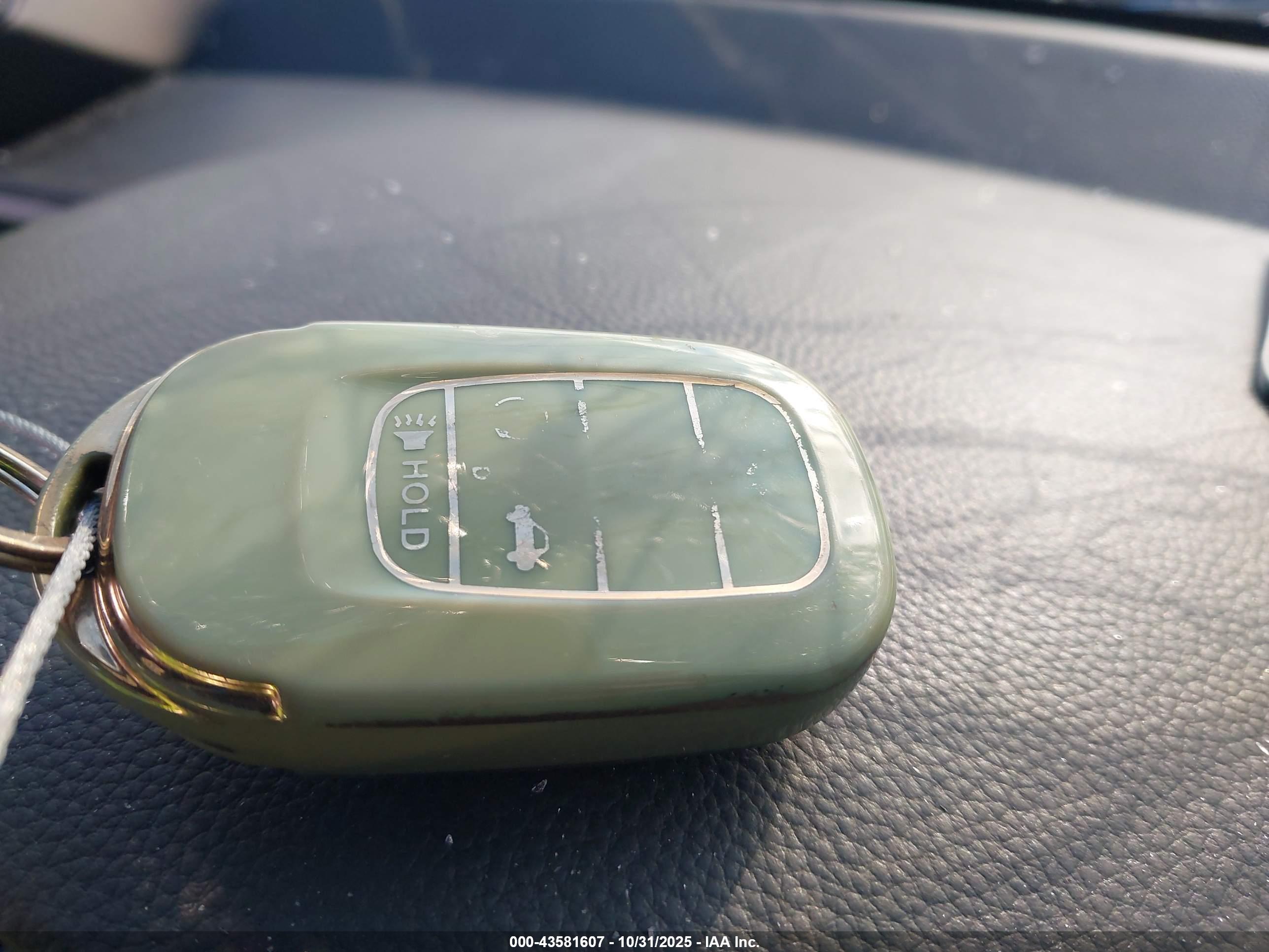 HONDA CIVIC image 11