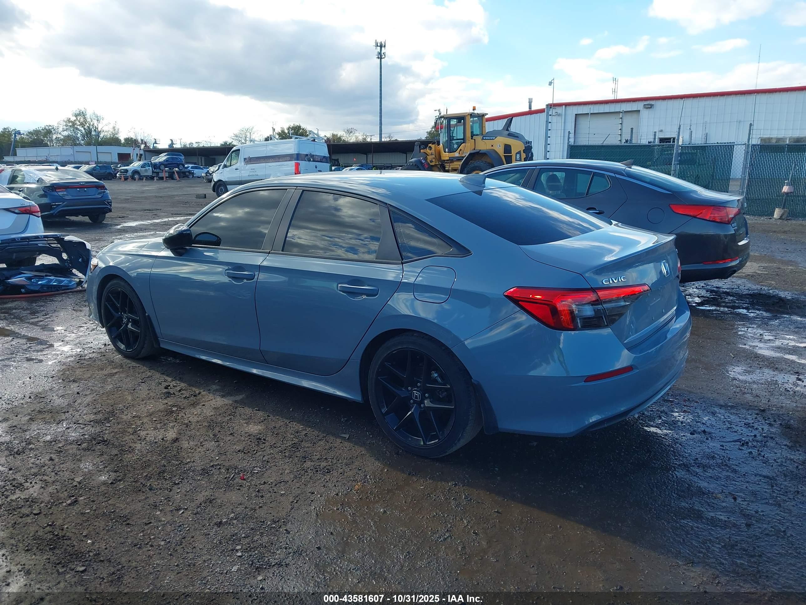 HONDA CIVIC image 3