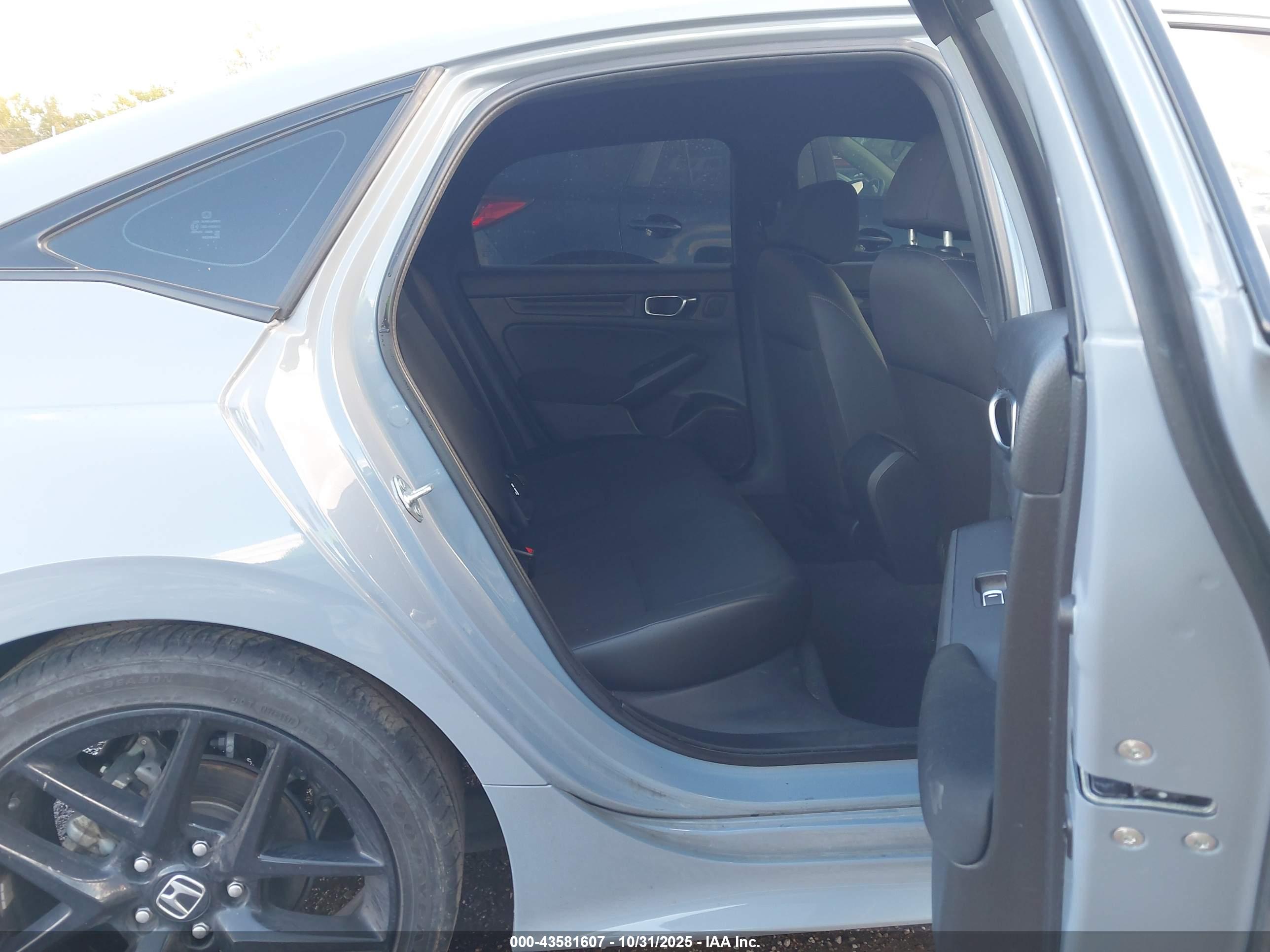 HONDA CIVIC image 8
