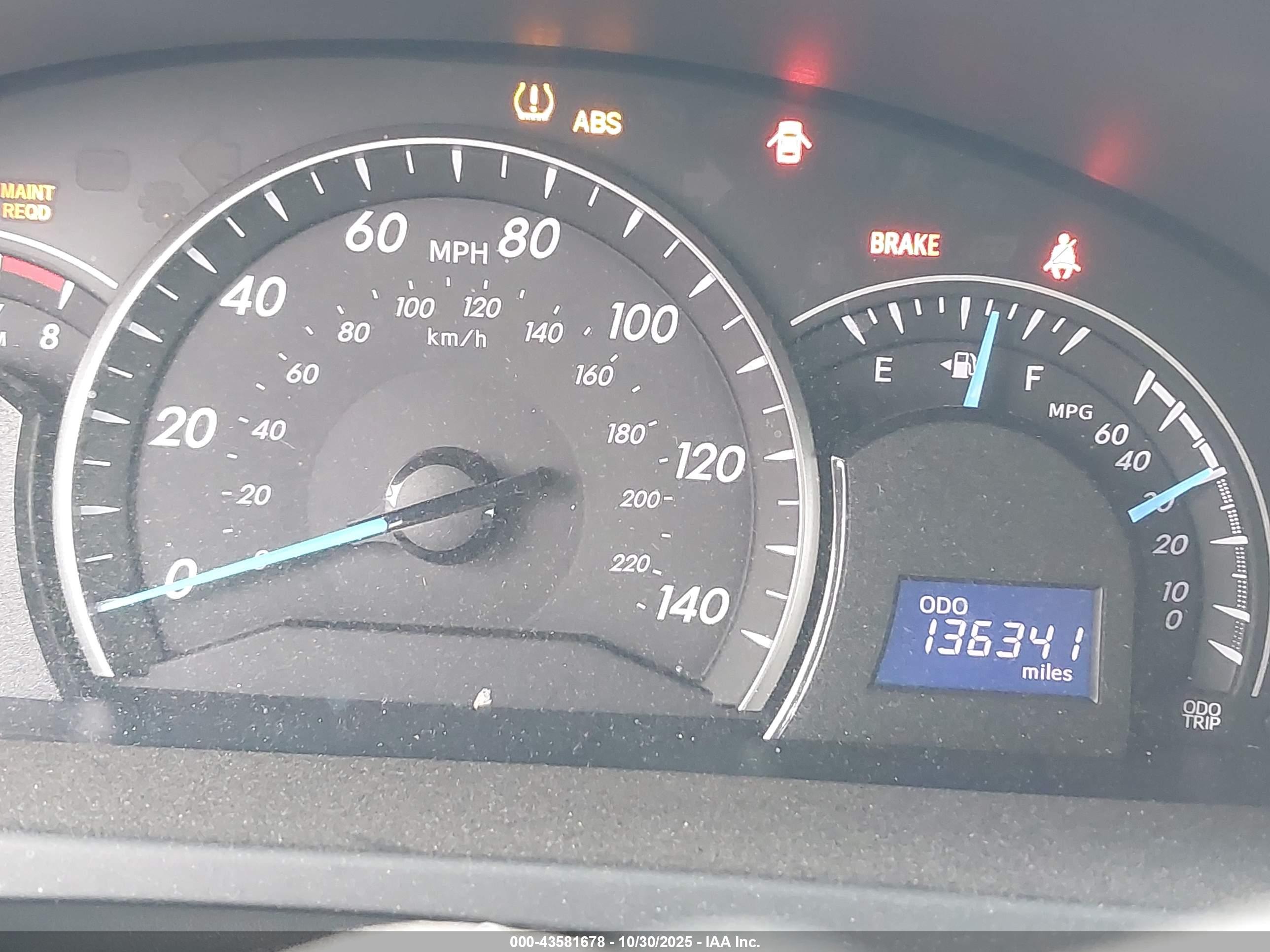 TOYOTA CAMRY image 7