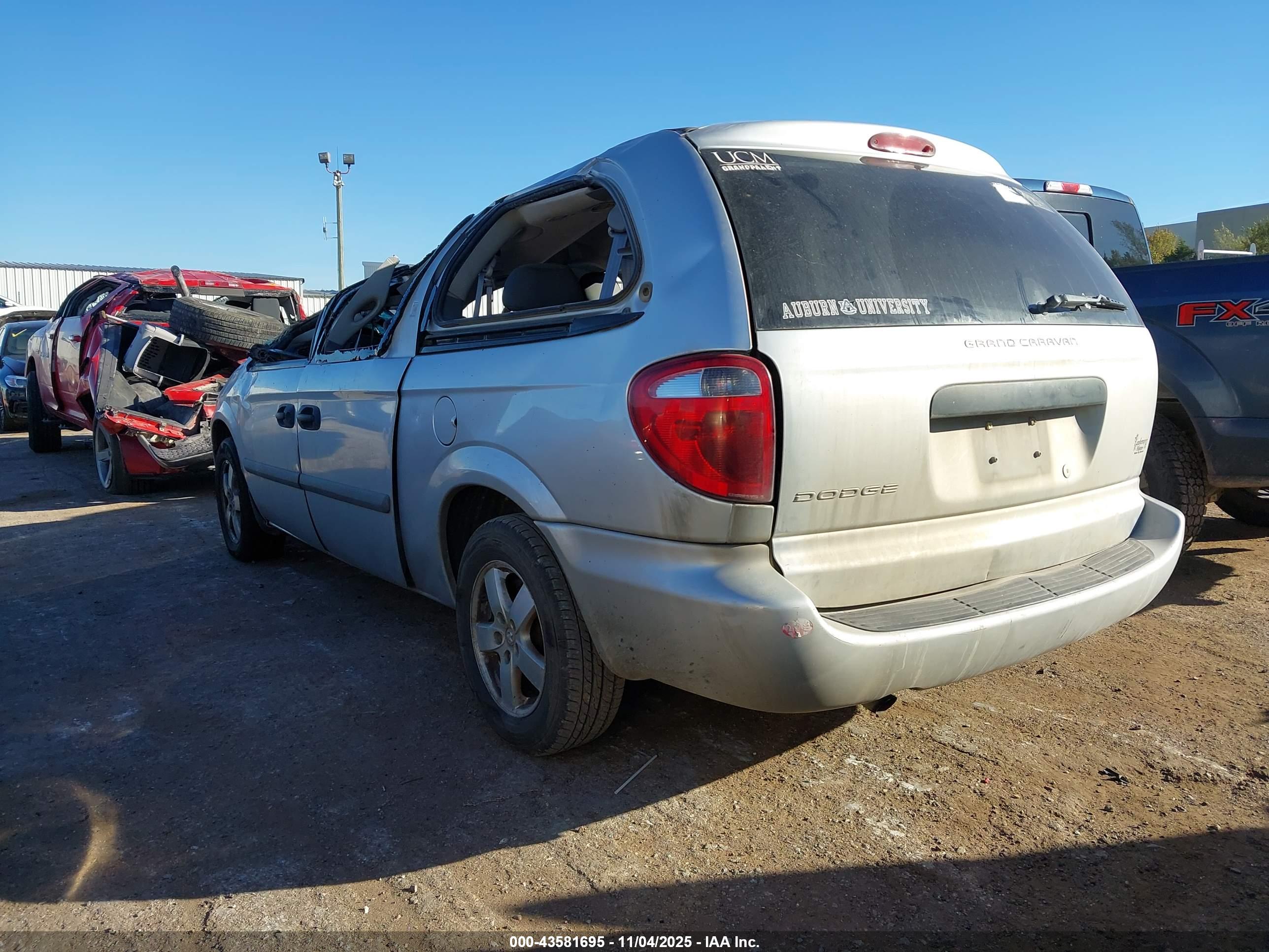DODGE GRAND image 3