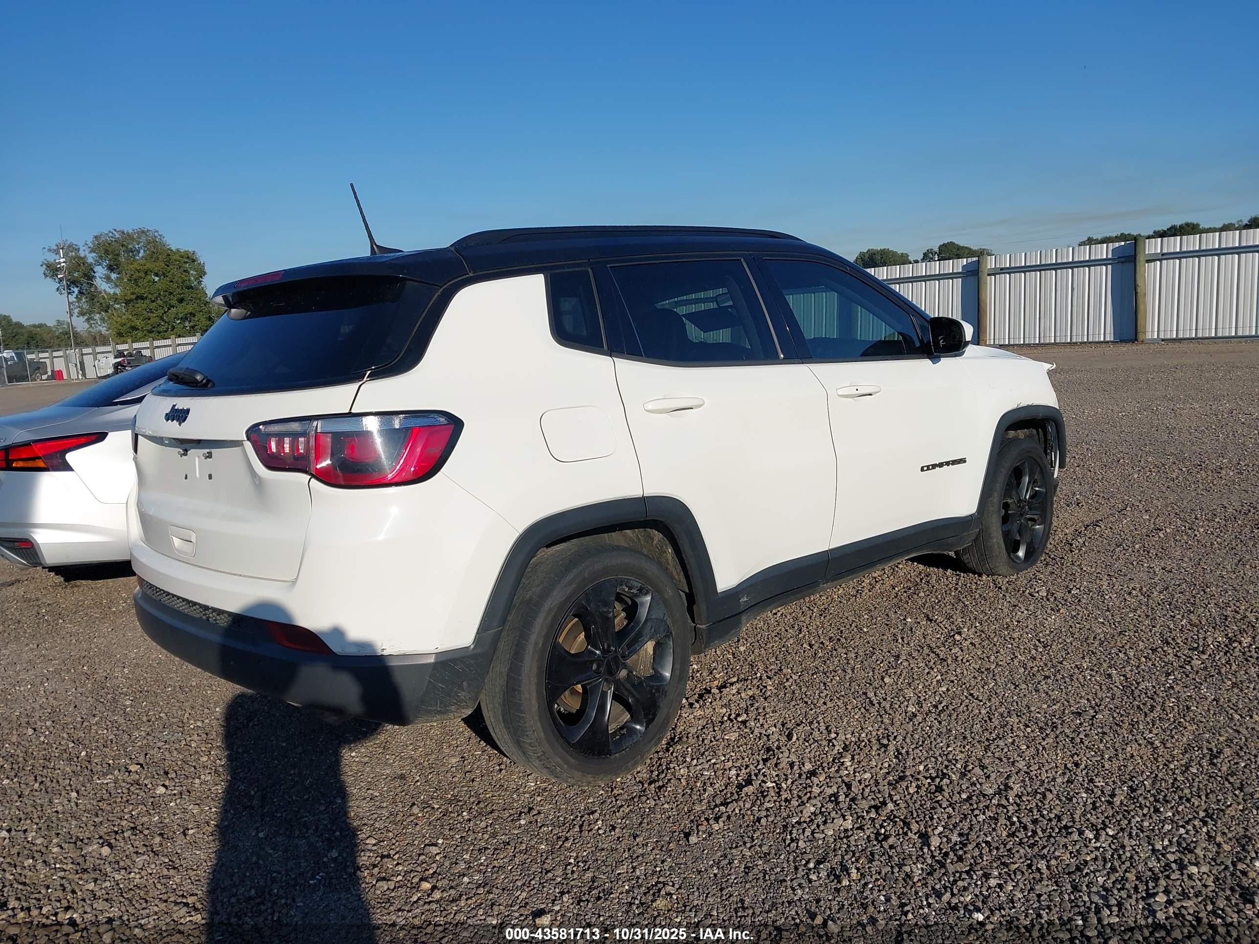 JEEP COMPASS image 4