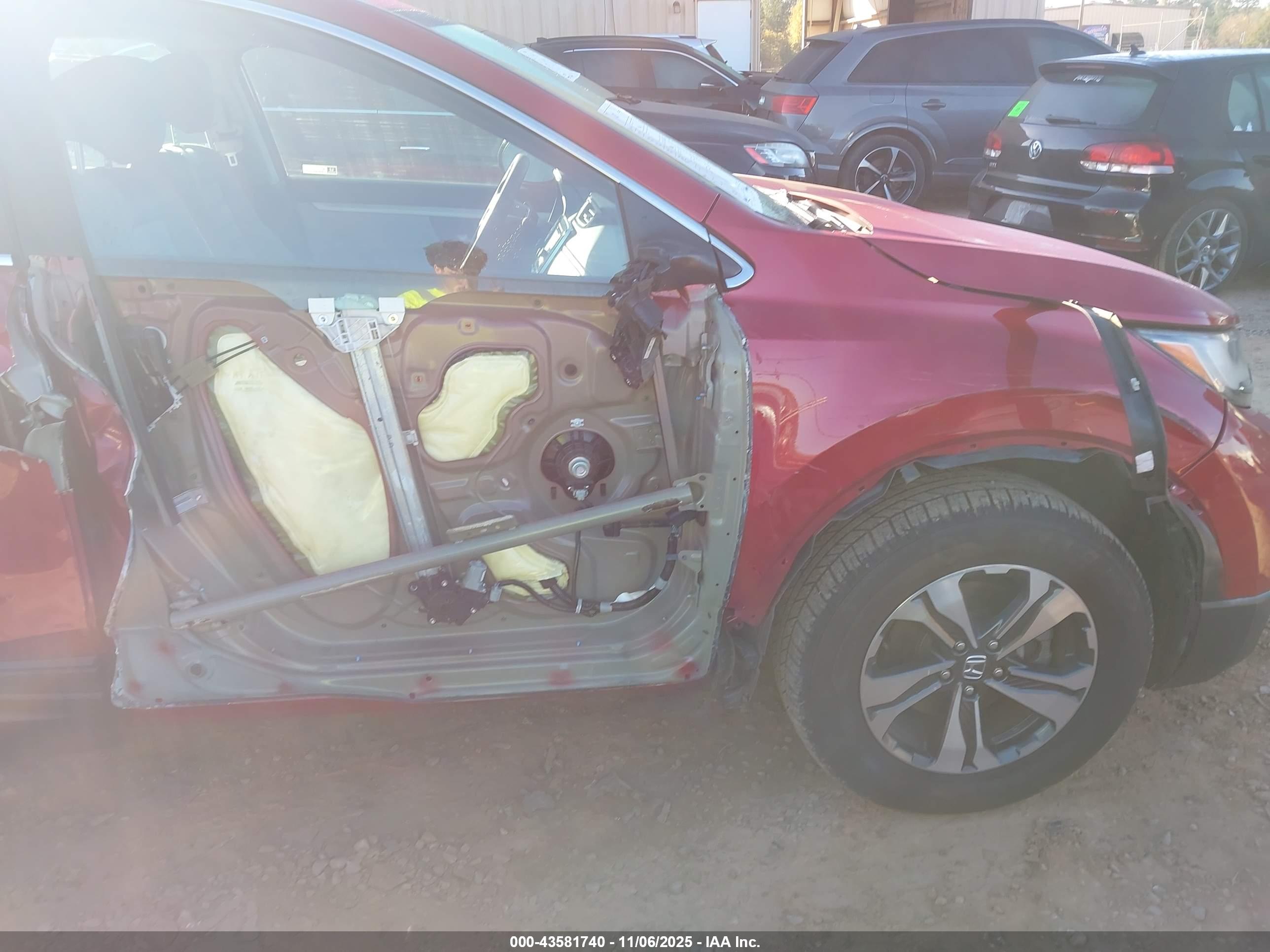 HONDA CR-V image 6