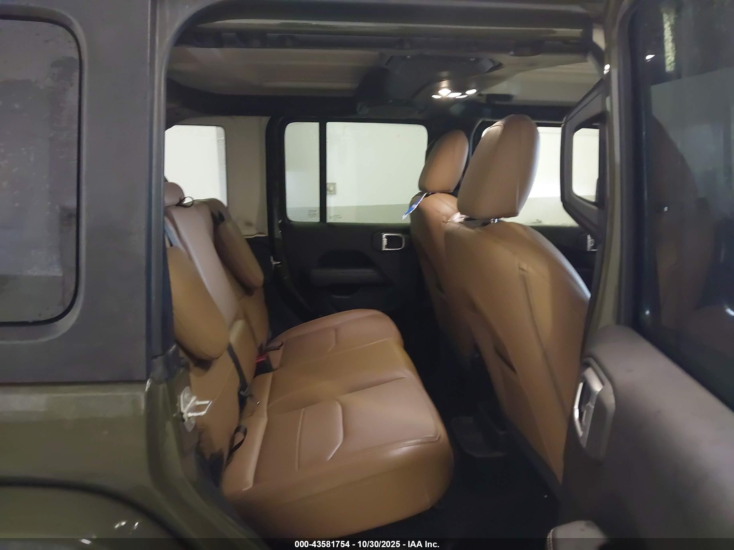 JEEP WRANGLER image 8