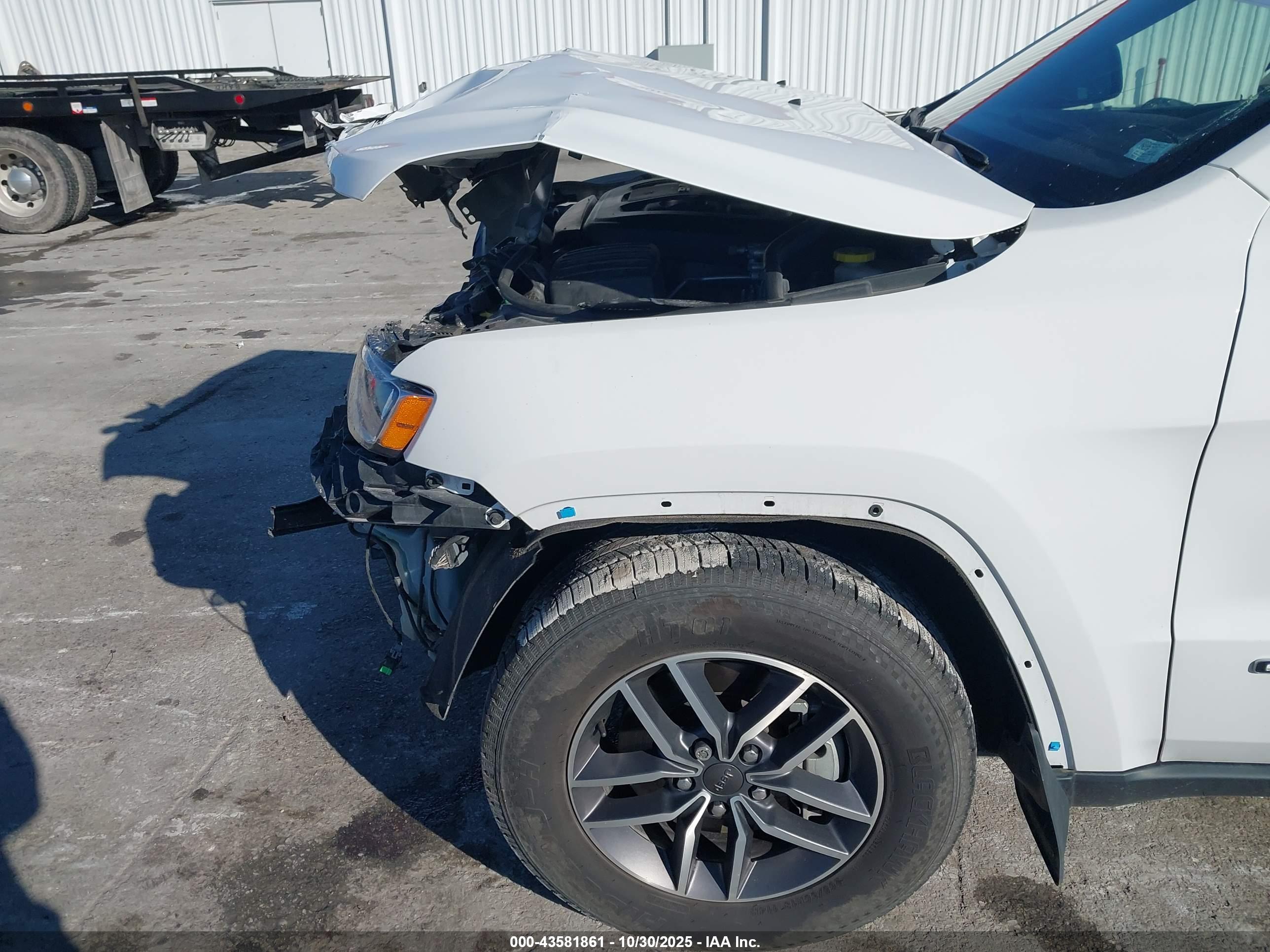 JEEP GRAND image 6