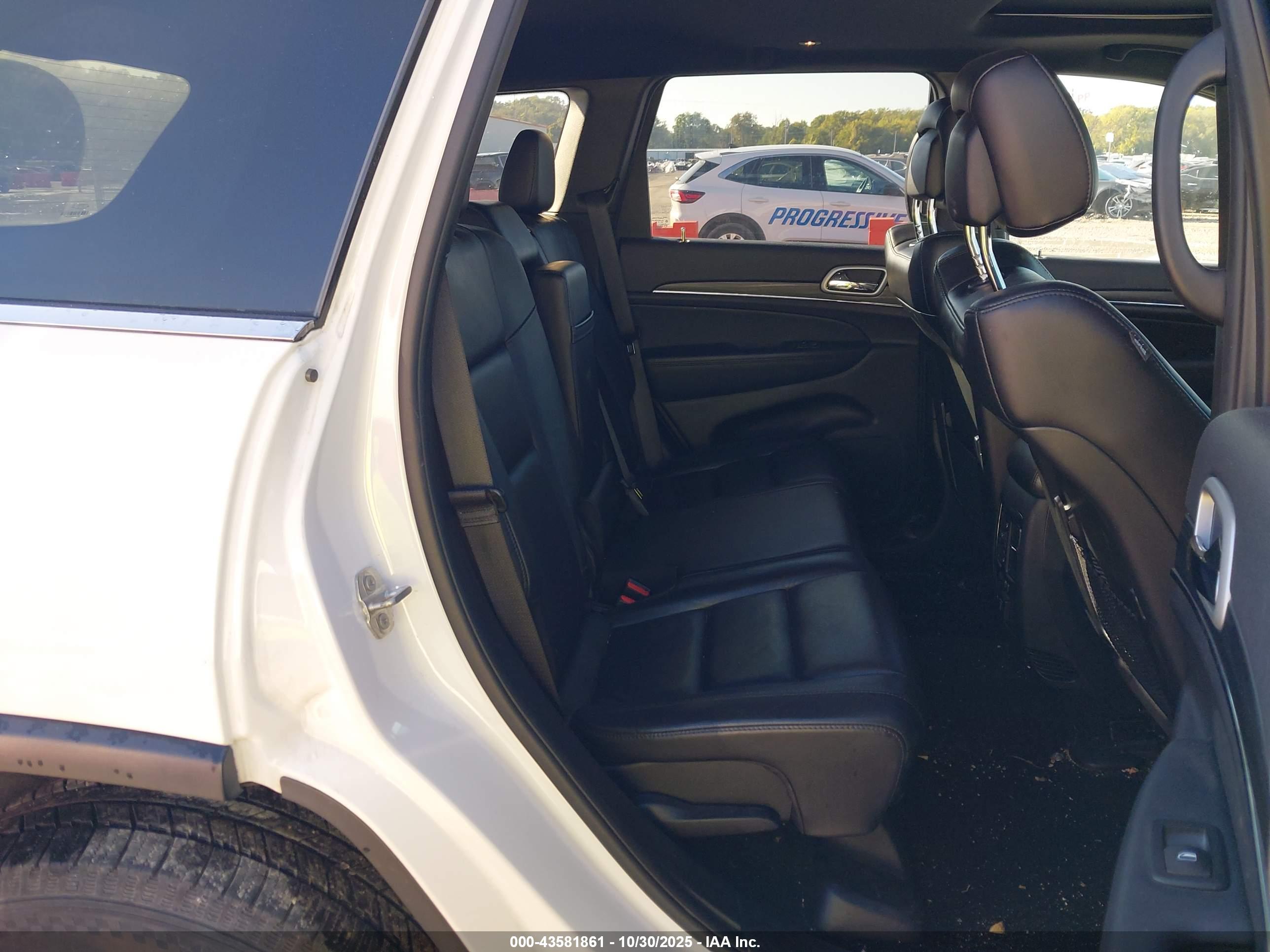 JEEP GRAND image 8