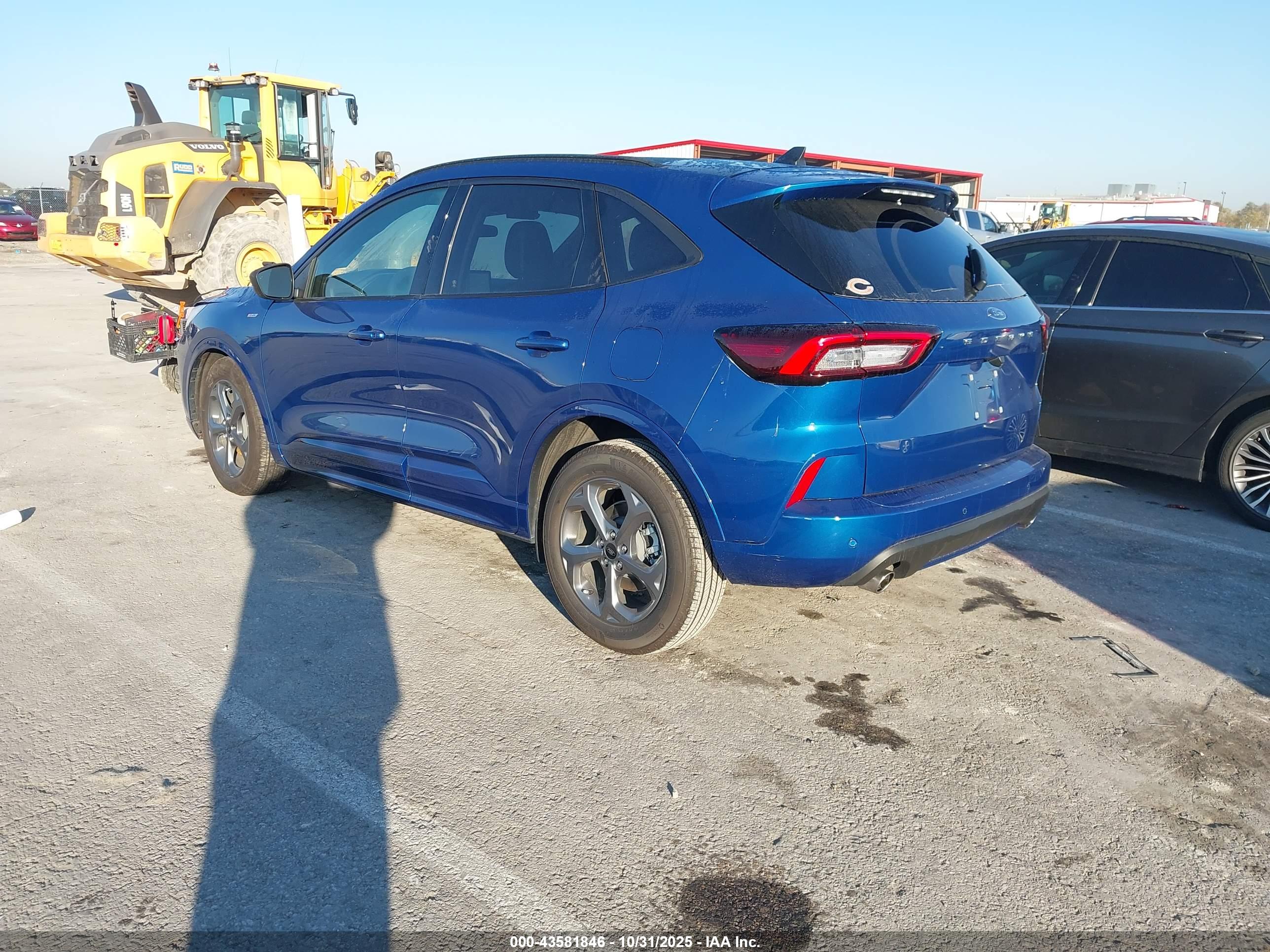 FORD ESCAPE image 3