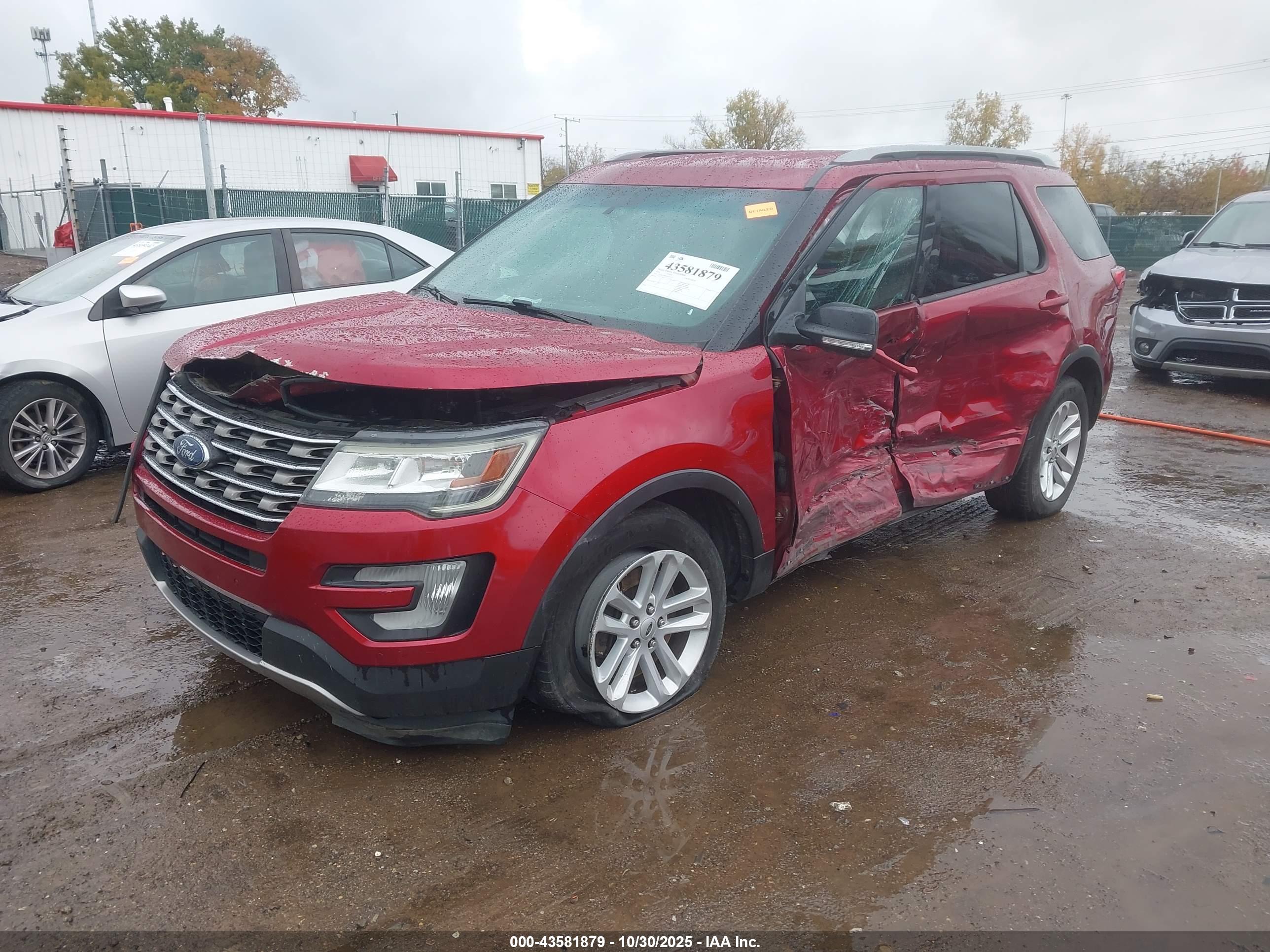 FORD EXPLORER image 2