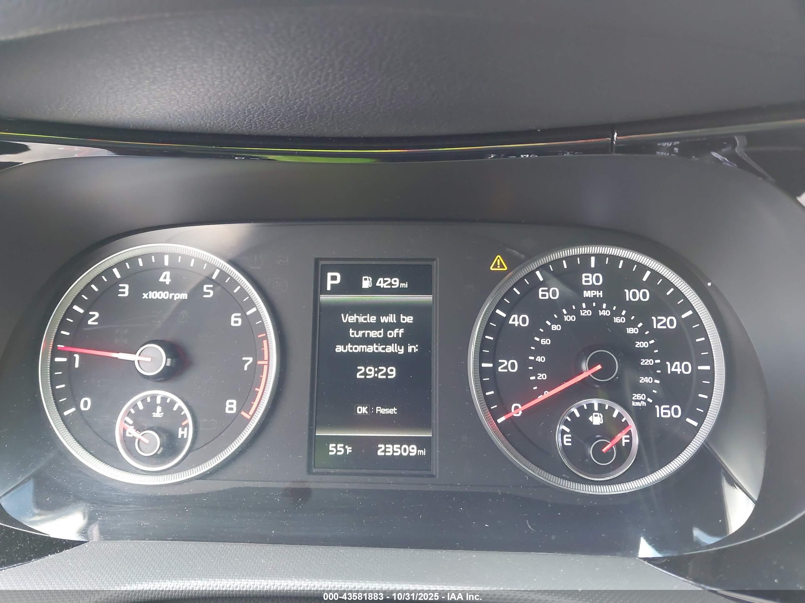 KIA K5 image 7