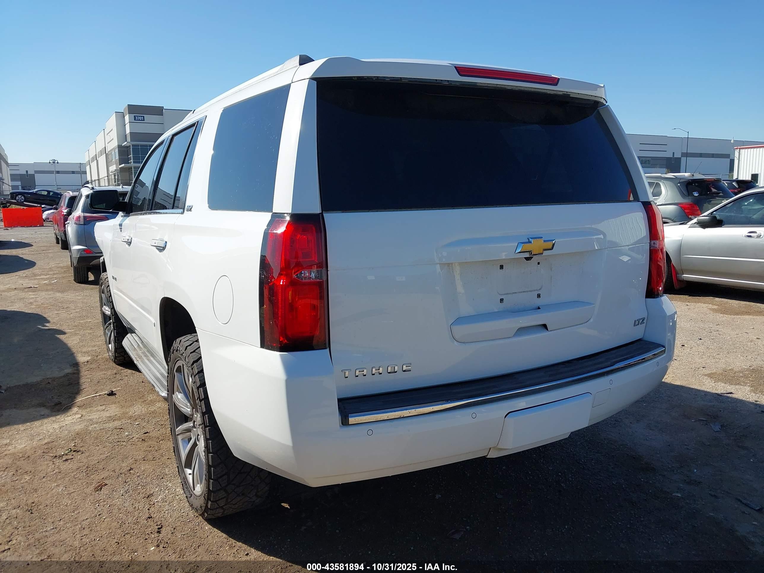 CHEVROLET TAHOE image 3