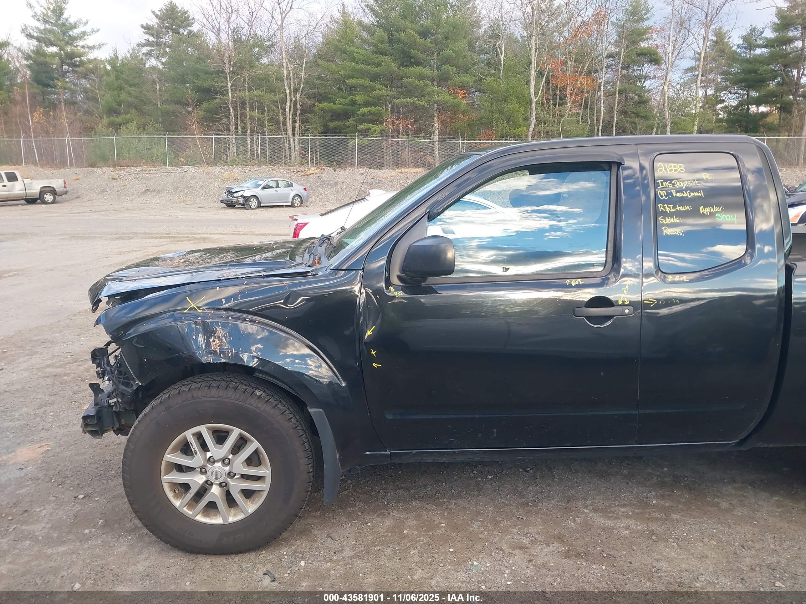 NISSAN FRONTIER image 6