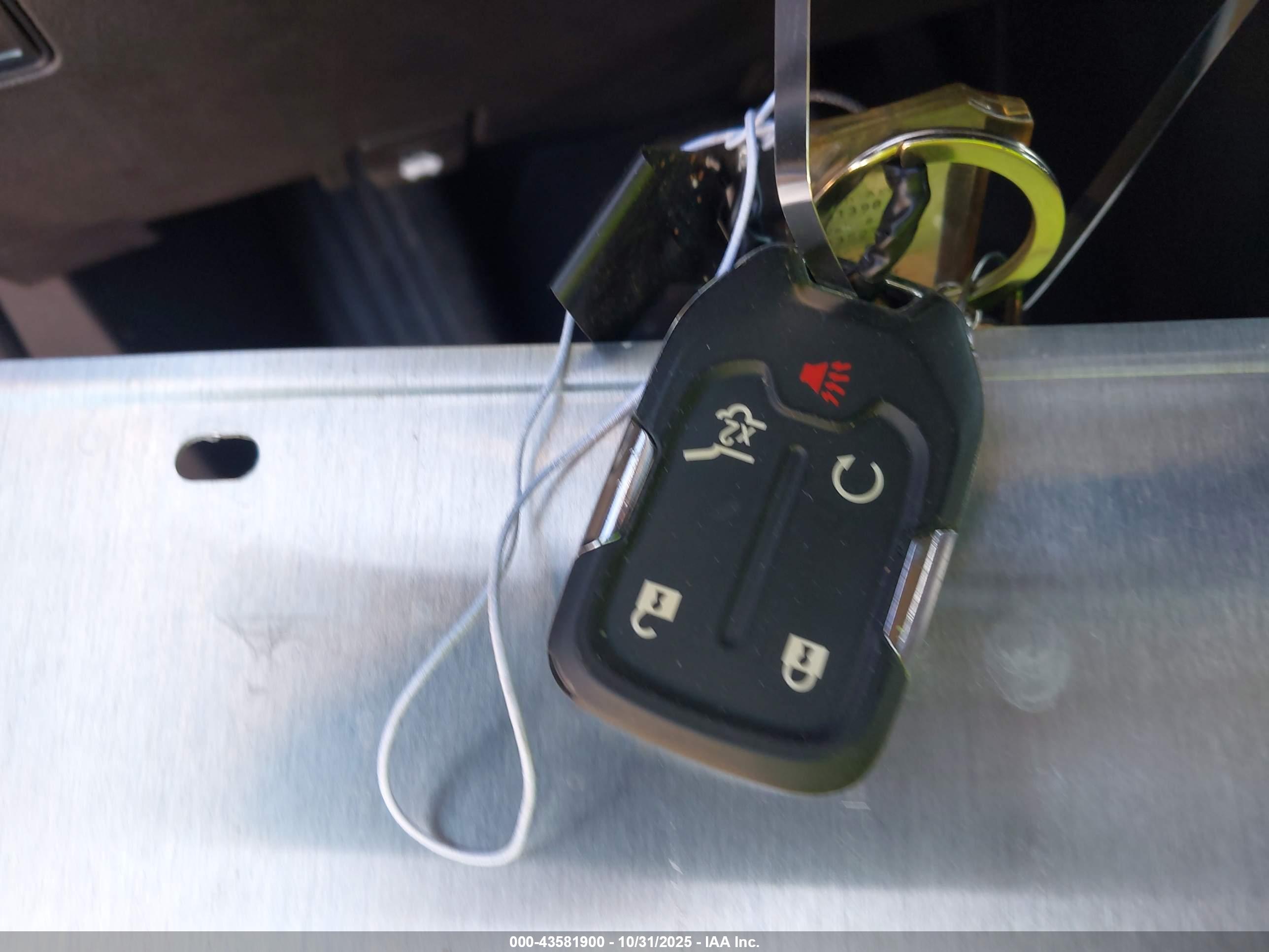 GMC TERRAIN image 11