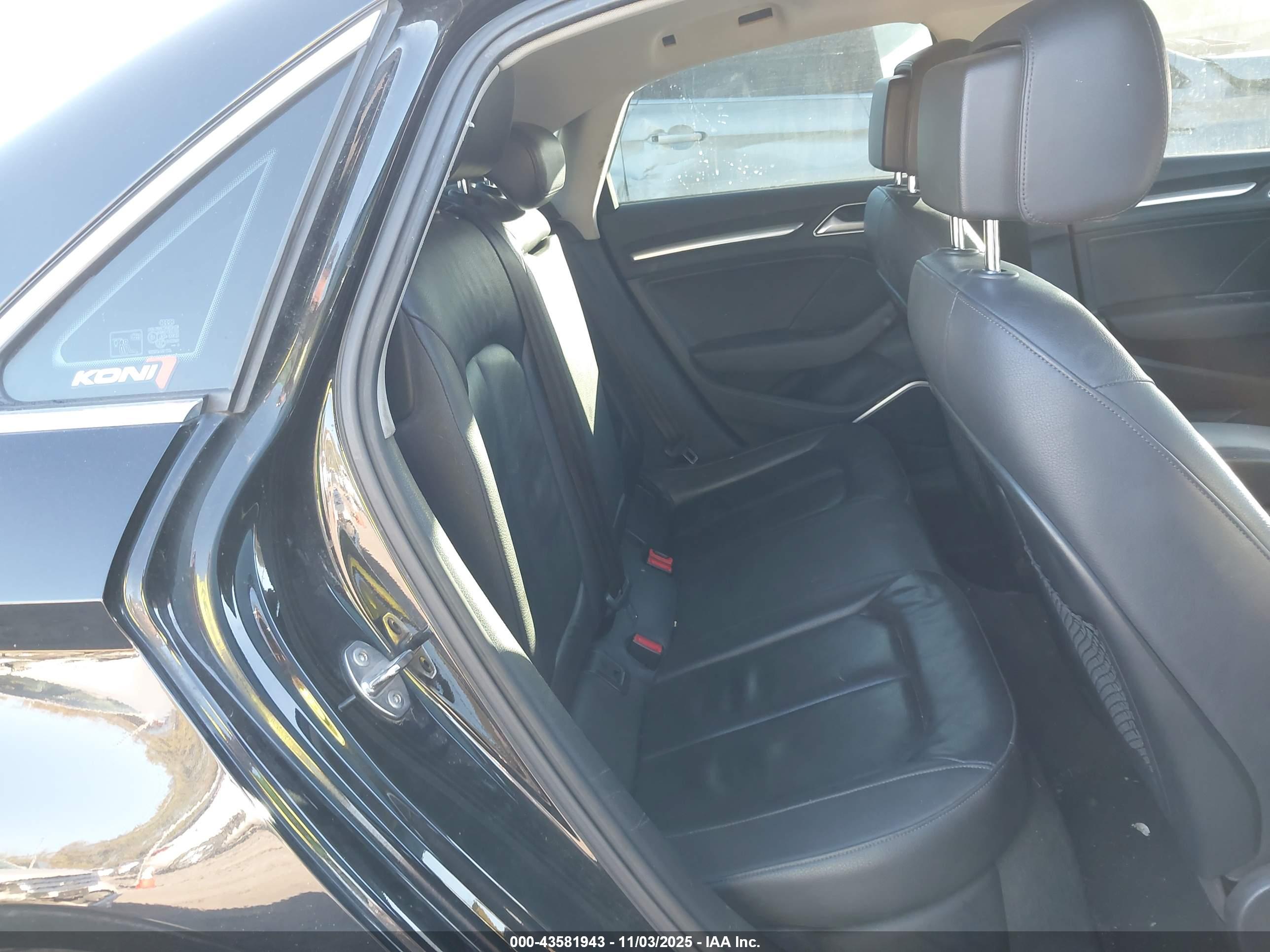 AUDI A3 image 8