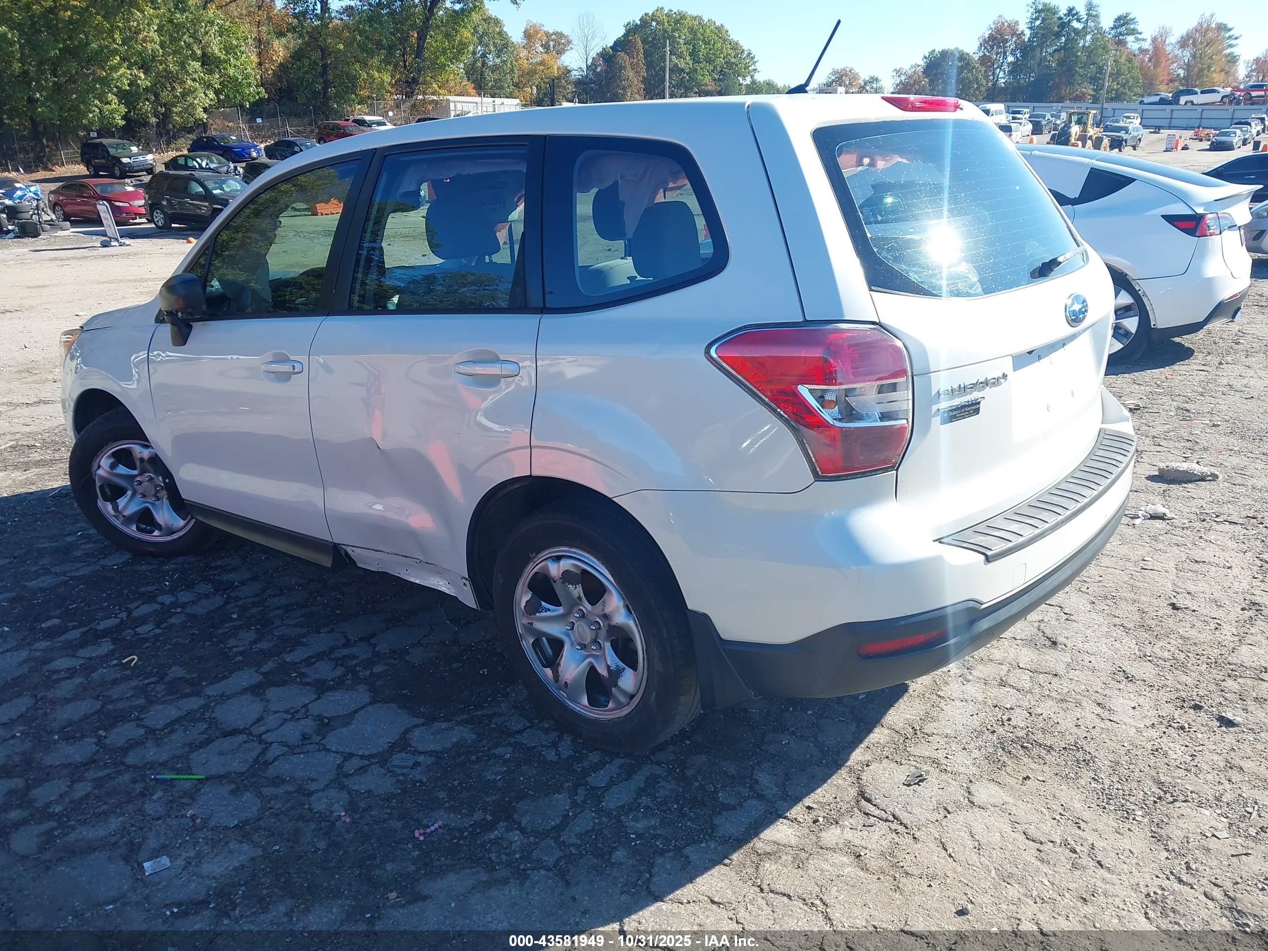 SUBARU FORESTER image 3