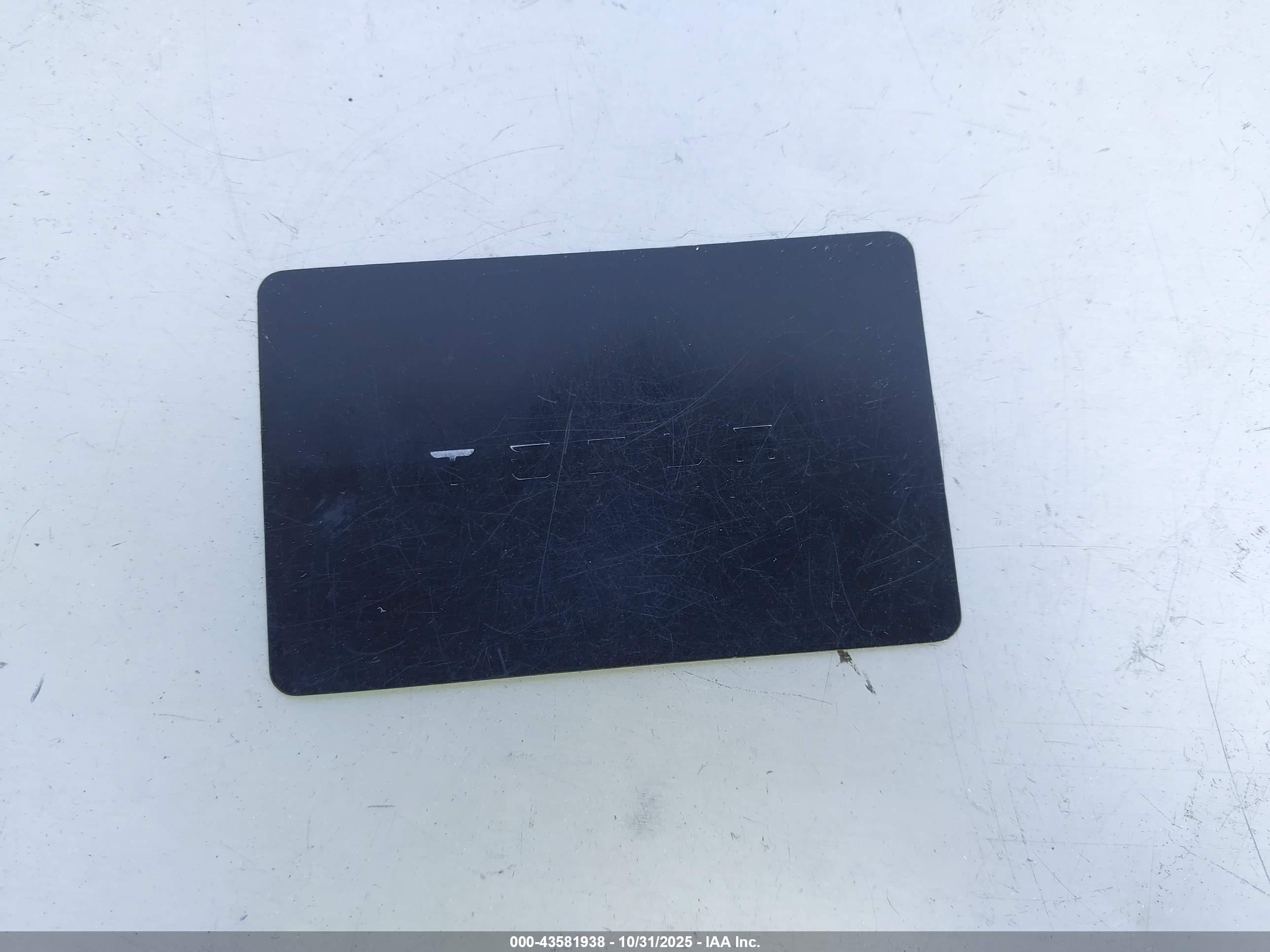 TESLA MODEL image 11