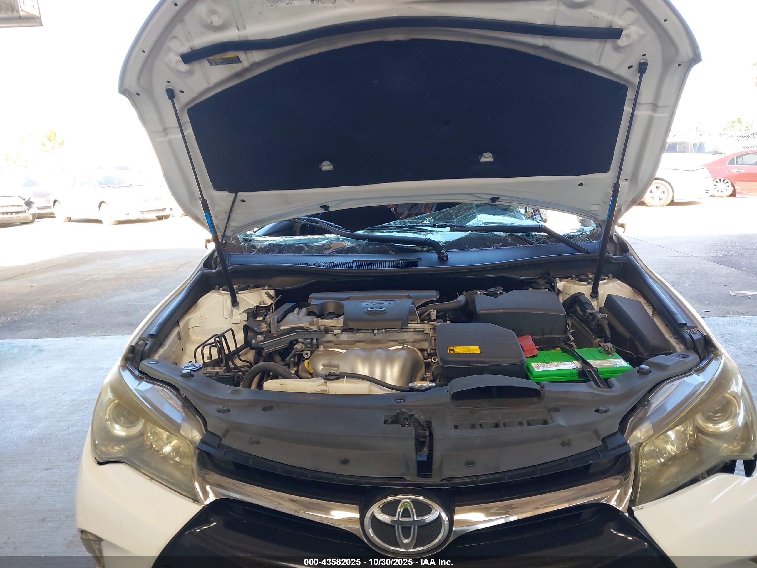 TOYOTA CAMRY image 10