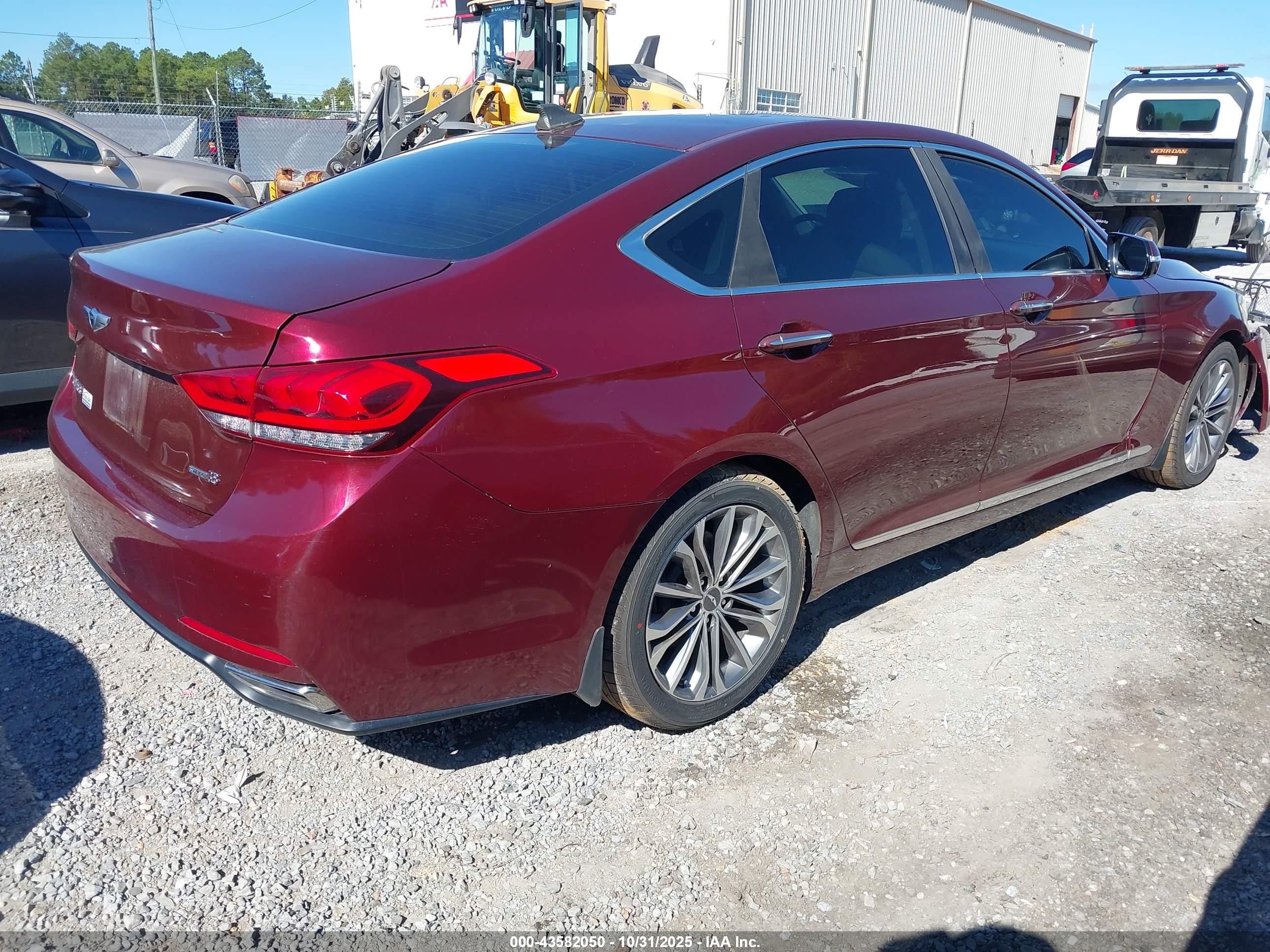 HYUNDAI GENESIS image 4